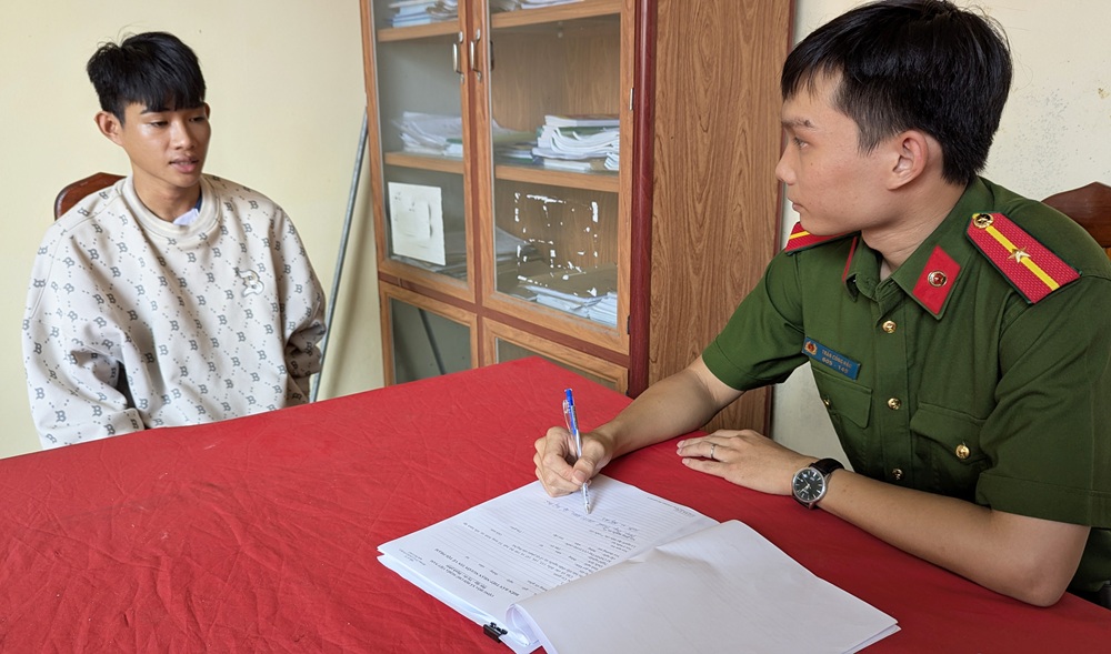 An Giang: Giả vờ hỏi mua vàng rồi cướp bỏ chạy- Ảnh 1.