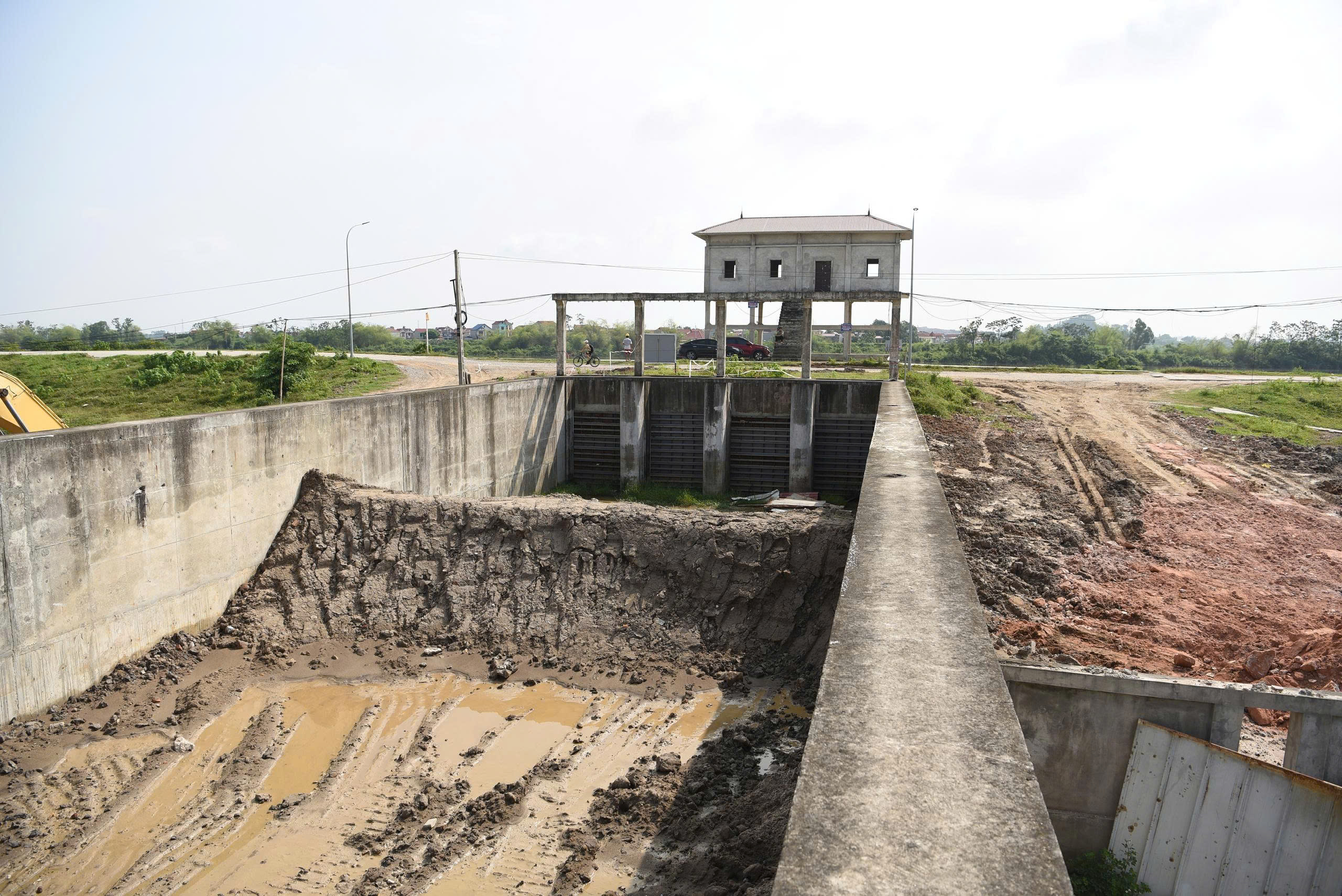 Sau chỉ đạo của Chủ tịch tỉnh Bắc Ninh dự án trạm bơm trăm tỷ đồng thi công ra sao?- Ảnh 11.