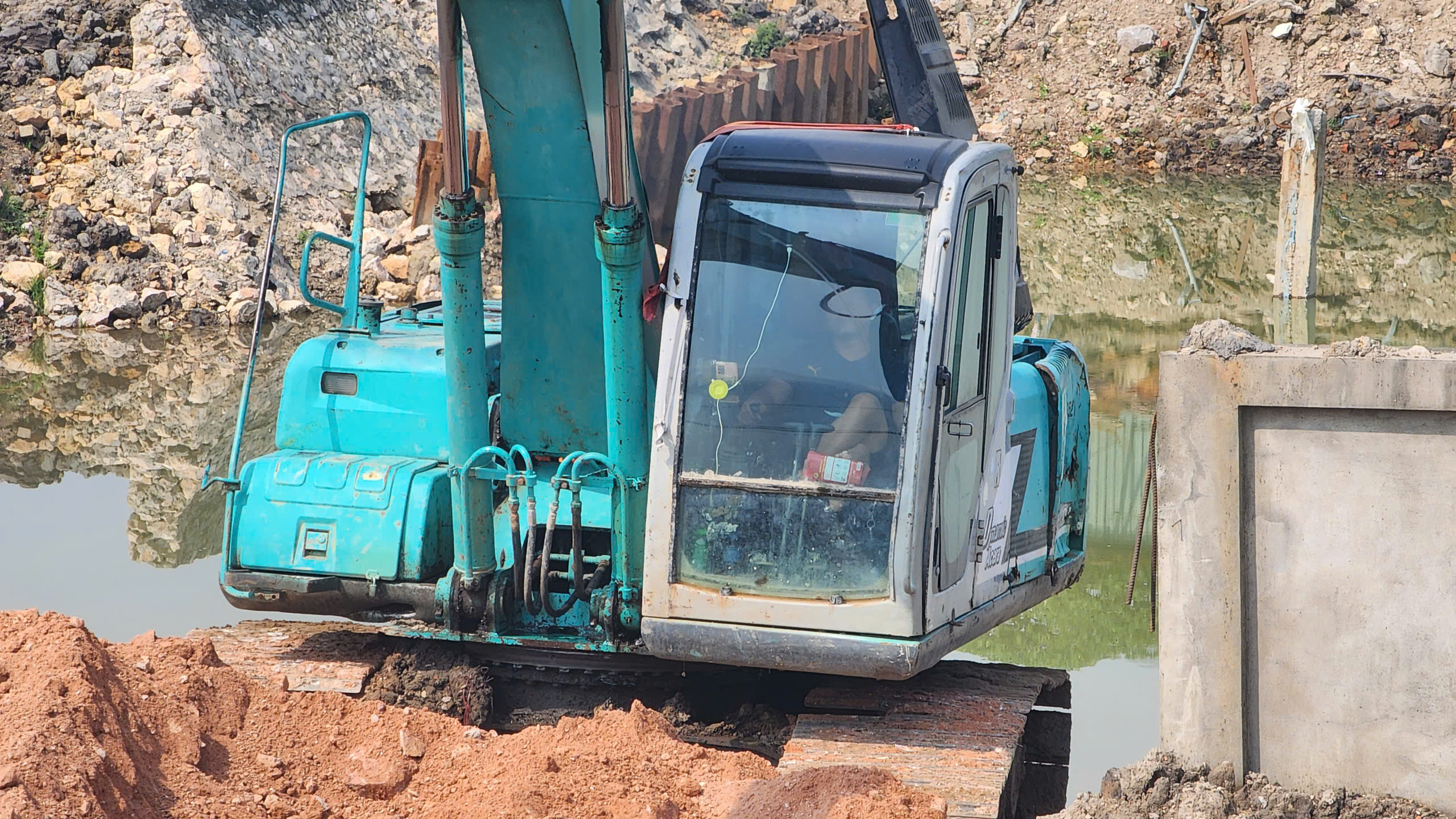 Sau chỉ đạo của Chủ tịch tỉnh Bắc Ninh dự án trạm bơm trăm tỷ đồng thi công ra sao?- Ảnh 7.