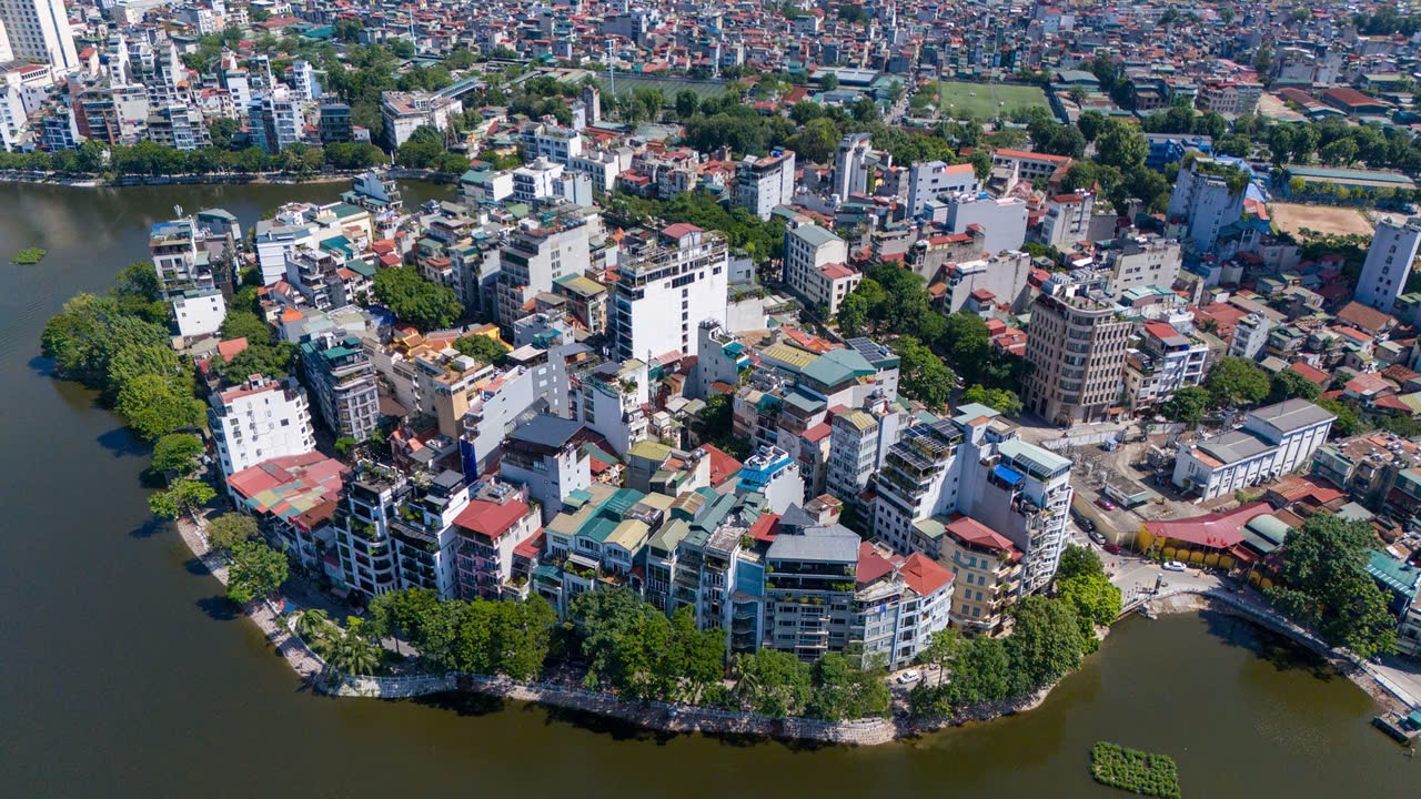Thị trường bất động sản quý II/2025: Dòng vốn và nguồn cung đồng loạt tăng- Ảnh 1.