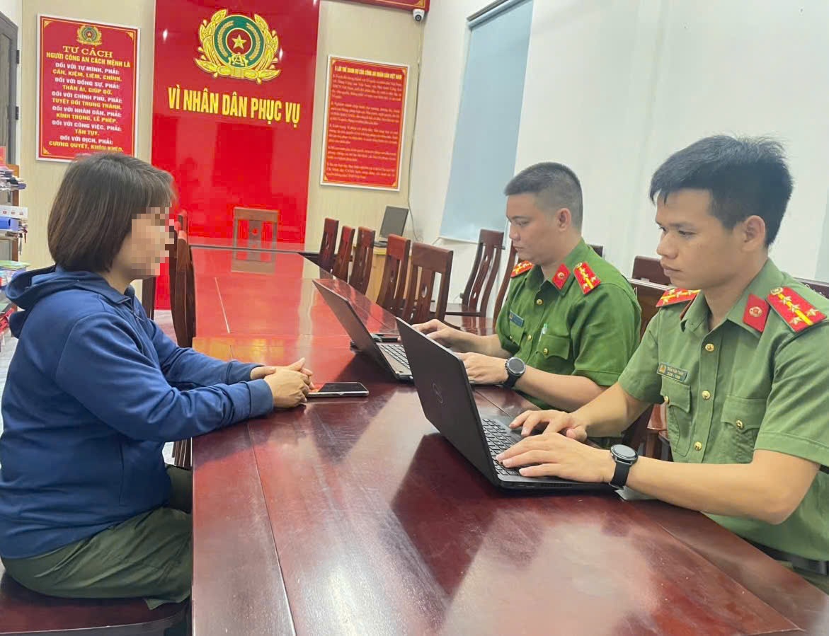 Nghệ An: Triệu tập thêm các trường hợp phao tin bịa đặt vỡ đập Thủy điện Bản Vẽ- Ảnh 3. Nghệ An: Triệu tập thêm các trường hợp phao tin bịa đặt vỡ đập Thủy điện Bản Vẽ- Ảnh 3.