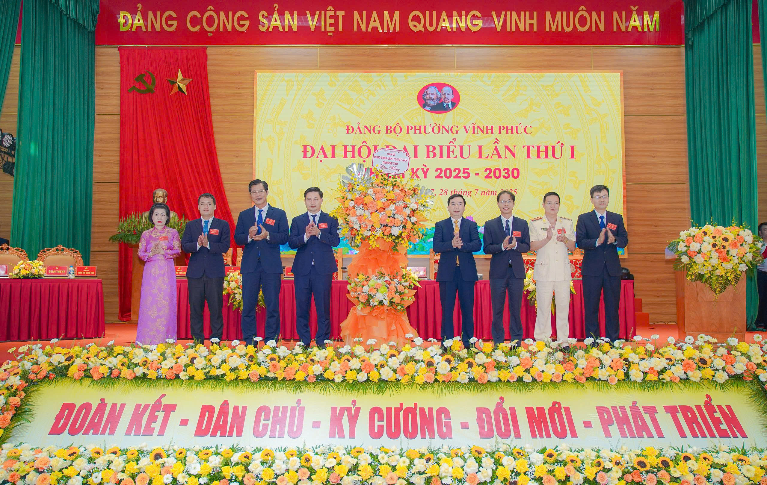 Phú Thọ: Xây dựng phường Vĩnh Phúc hiện đại, vì nhân dân phục vụ- Ảnh 8.