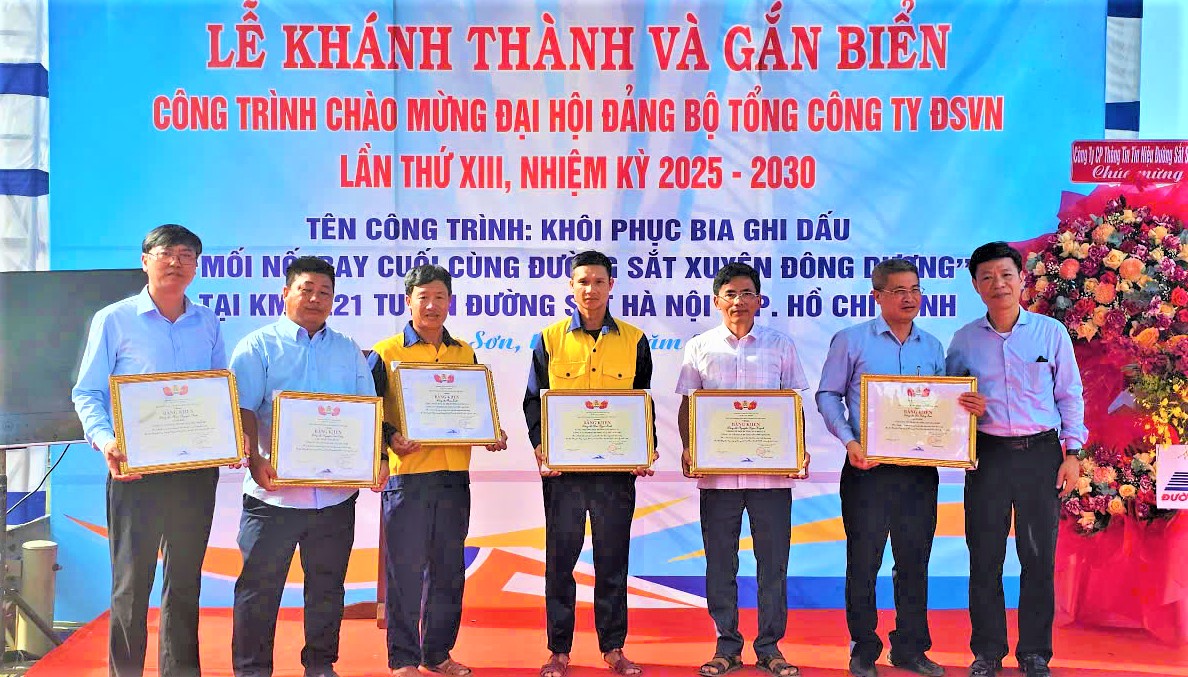 Khôi phục bia ghi dấu mối nối ray cuối cùng đường sắt xuyên Đông Dương- Ảnh 3.