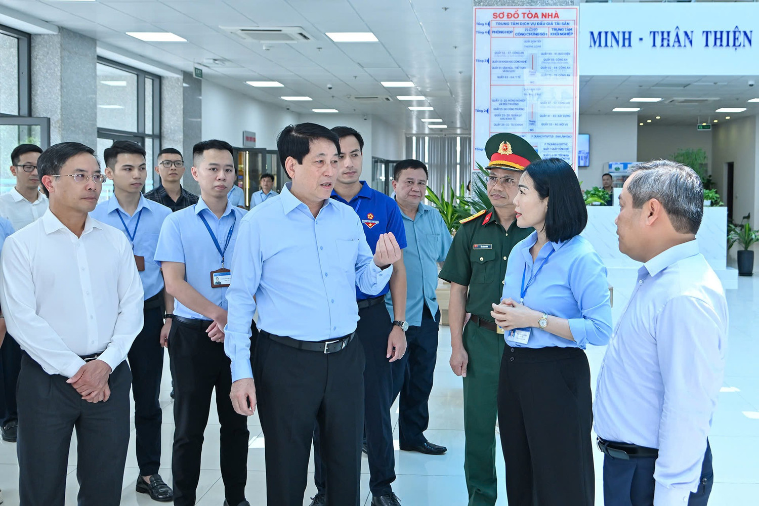 Chủ tịch nước: Quảng Ninh cần kịp thời tháo gỡ khó khăn, vướng mắc khi vận hành bộ máy mới- Ảnh 4. Chủ tịch nước: Quảng Ninh cần kịp thời tháo gỡ khó khăn, vướng mắc khi vận hành bộ máy mới- Ảnh 4.