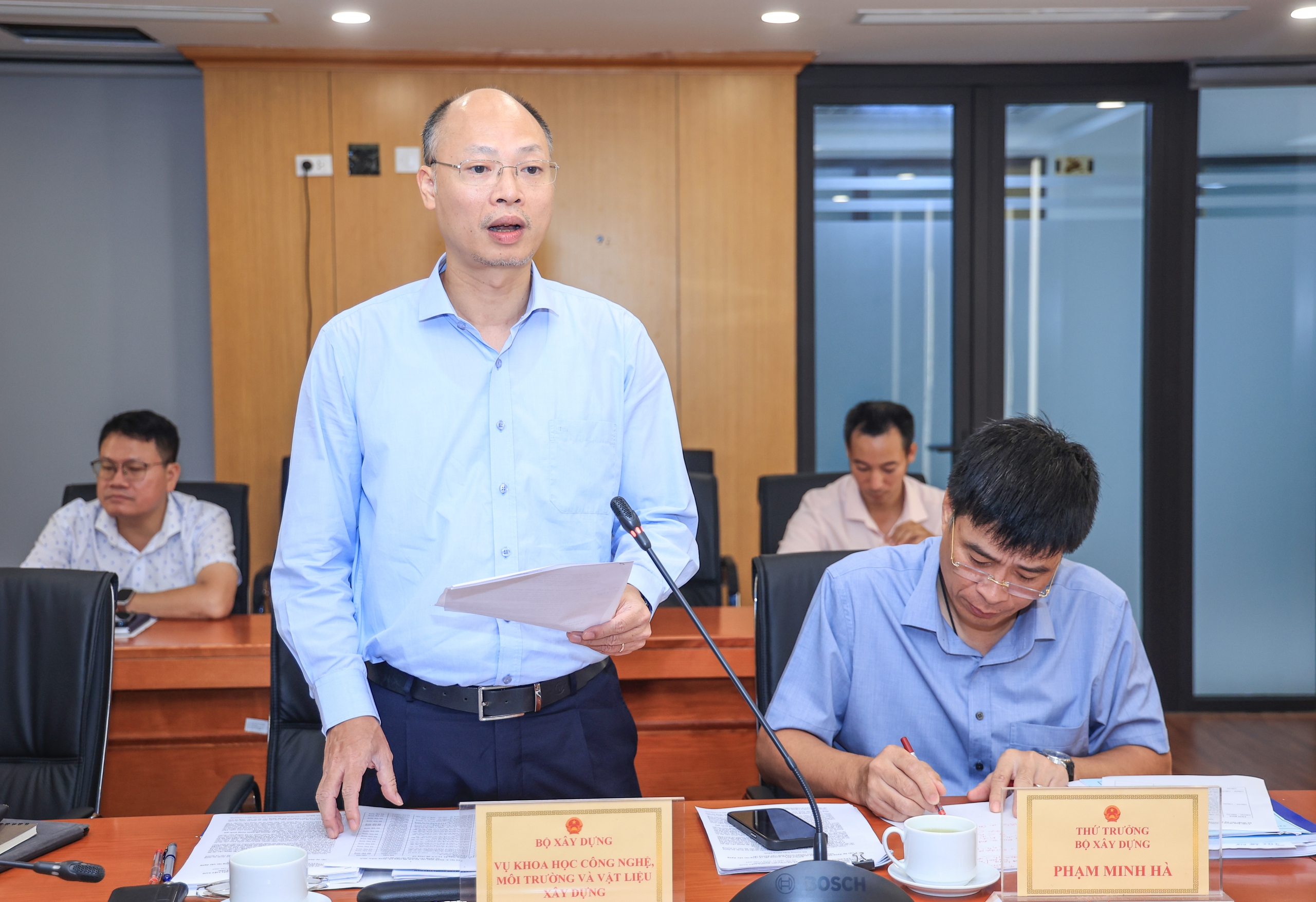 Bộ trưởng Trần Hồng Minh: Khẩn trương rà soát, hệ thống hóa tiêu chuẩn đường sắt- Ảnh 4. Bộ trưởng Trần Hồng Minh: Khẩn trương rà soát, hệ thống hóa tiêu chuẩn đường sắt- Ảnh 4.