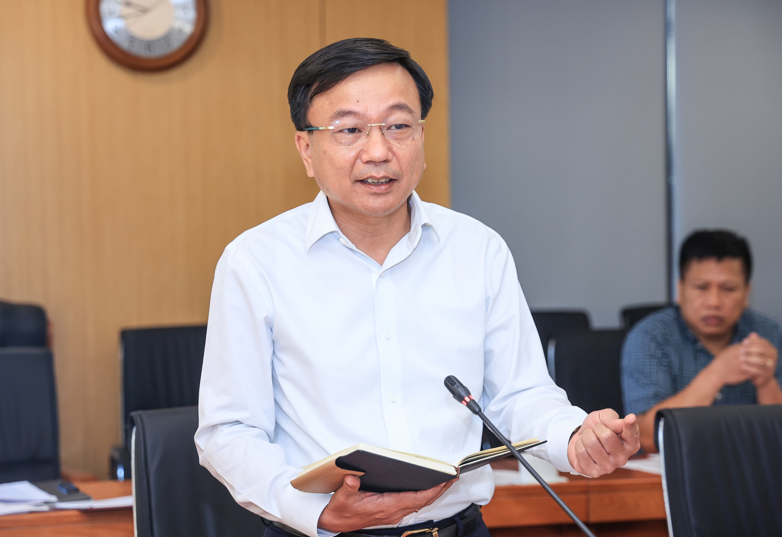 Bộ trưởng Trần Hồng Minh: Khẩn trương rà soát, hệ thống hóa tiêu chuẩn đường sắt- Ảnh 3. Bộ trưởng Trần Hồng Minh: Khẩn trương rà soát, hệ thống hóa tiêu chuẩn đường sắt- Ảnh 3.