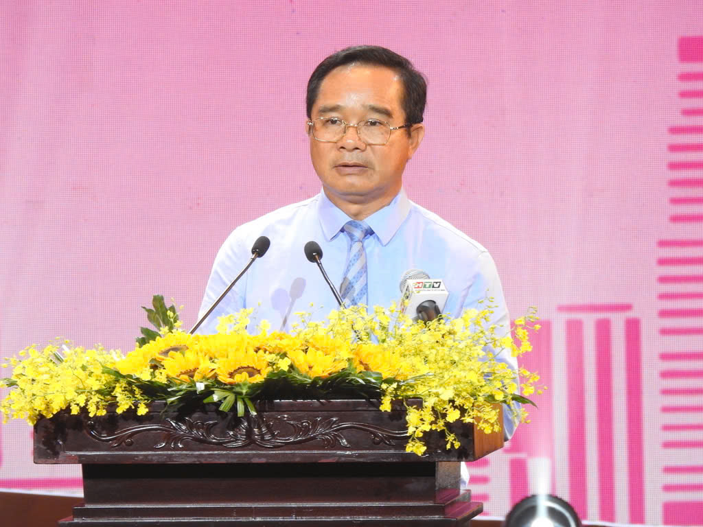 TP.HCM: Hệ thống hạ tầng giao thông phải đảm bảo kết nối liên vùng- Ảnh 1. TP.HCM: Hệ thống hạ tầng giao thông phải đảm bảo kết nối liên vùng- Ảnh 1.