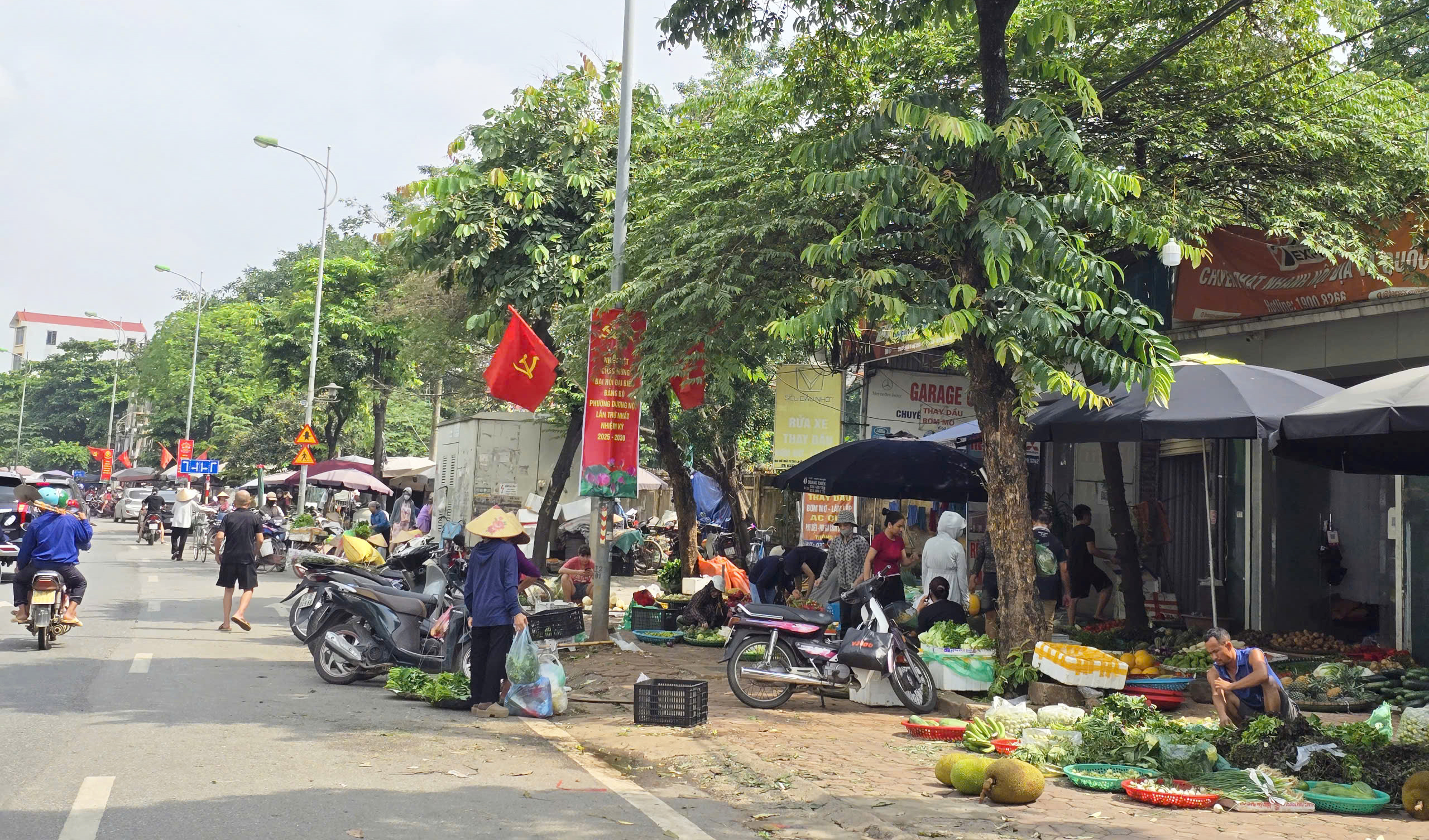 Bao giờ dẹp được chợ cóc, chợ tạm trên địa bàn Hà Nội?- Ảnh 14.