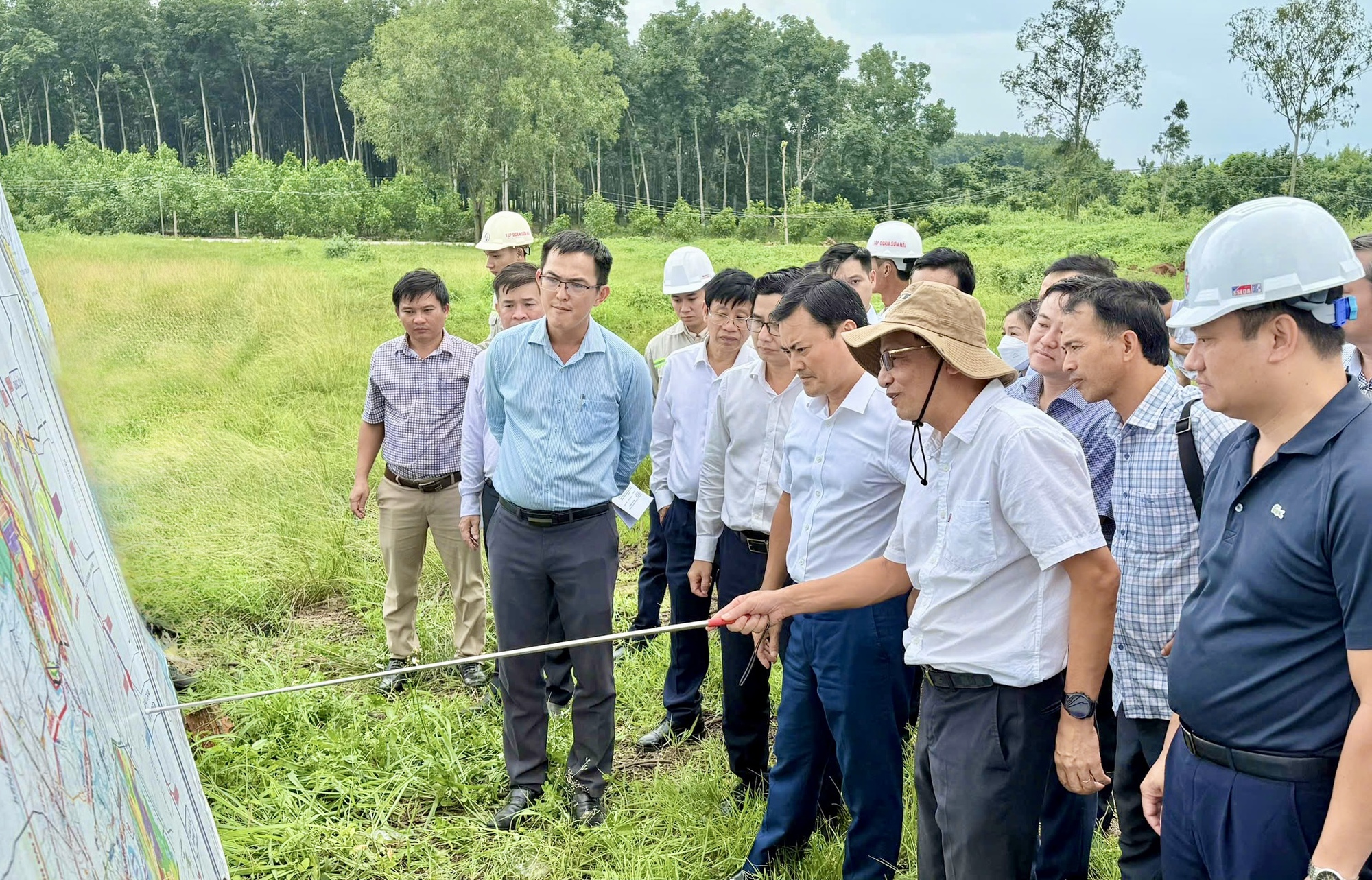 Ba tuyến huyết mạch kết nối sân bay, cảng biển, Hồ Tràm của TP.HCM đang triển khai ra sao?- Ảnh 1. Ba tuyến huyết mạch kết nối sân bay, cảng biển, Hồ Tràm của TP.HCM đang triển khai ra sao?- Ảnh 1.