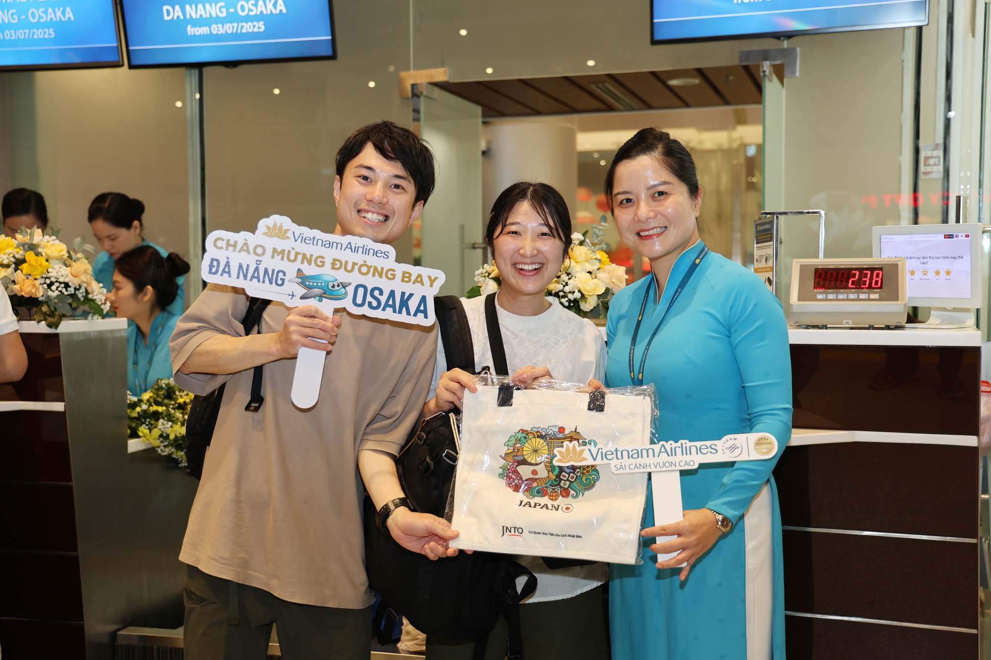 Thêm đường bay thẳng kết nối Đà Nẵng - Osaka- Ảnh 1. Thêm đường bay thẳng kết nối Đà Nẵng - Osaka- Ảnh 1.