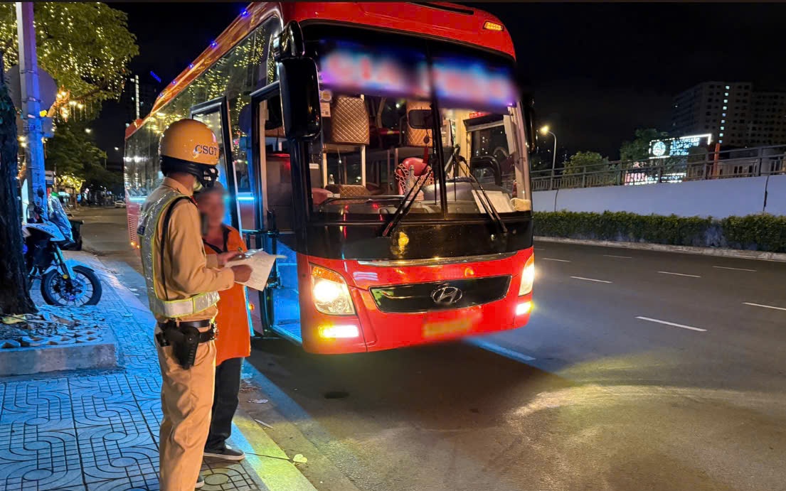 TP.HCM: Hơn 1.000 trường hợp vi phạm trong ba ngày đầu cao điểm tổng kiểm soát