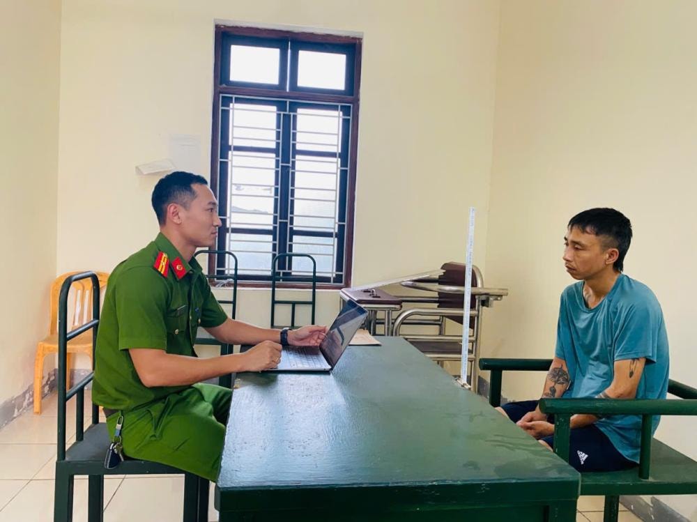 Khởi tố, bắt giam tài xế gây tai nạn thảm khốc khiến 10 người tử vong ở Hà Tĩnh- Ảnh 1. Khởi tố, bắt giam tài xế gây tai nạn thảm khốc khiến 10 người tử vong ở Hà Tĩnh- Ảnh 1.