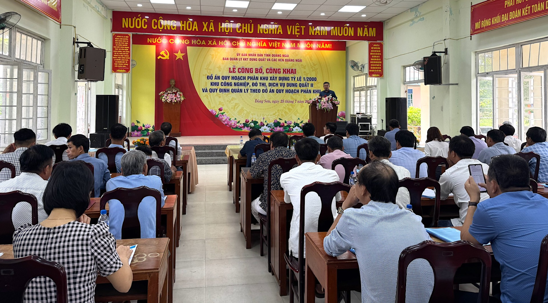 Hoàn tất Quy hoạch phân khu xây dựng Dung Quất rộng hơn 25.500ha- Ảnh 1. Hoàn tất Quy hoạch phân khu xây dựng Dung Quất rộng hơn 25.500ha- Ảnh 1.