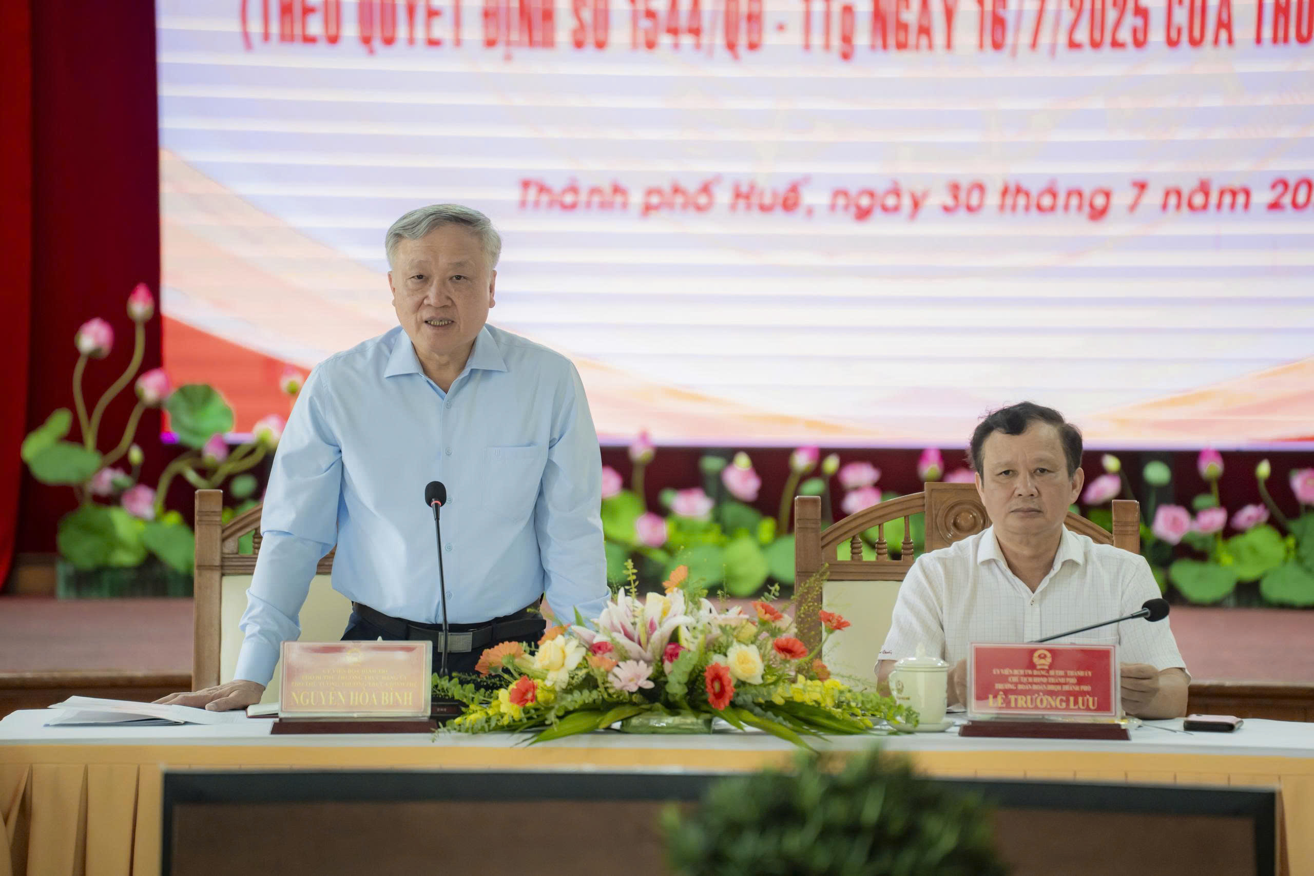 Phó Thủ tướng Nguyễn Hòa Bình: Huế tiếp tục đổi mới, tận dụng tối đa các nguồn lực- Ảnh 1.