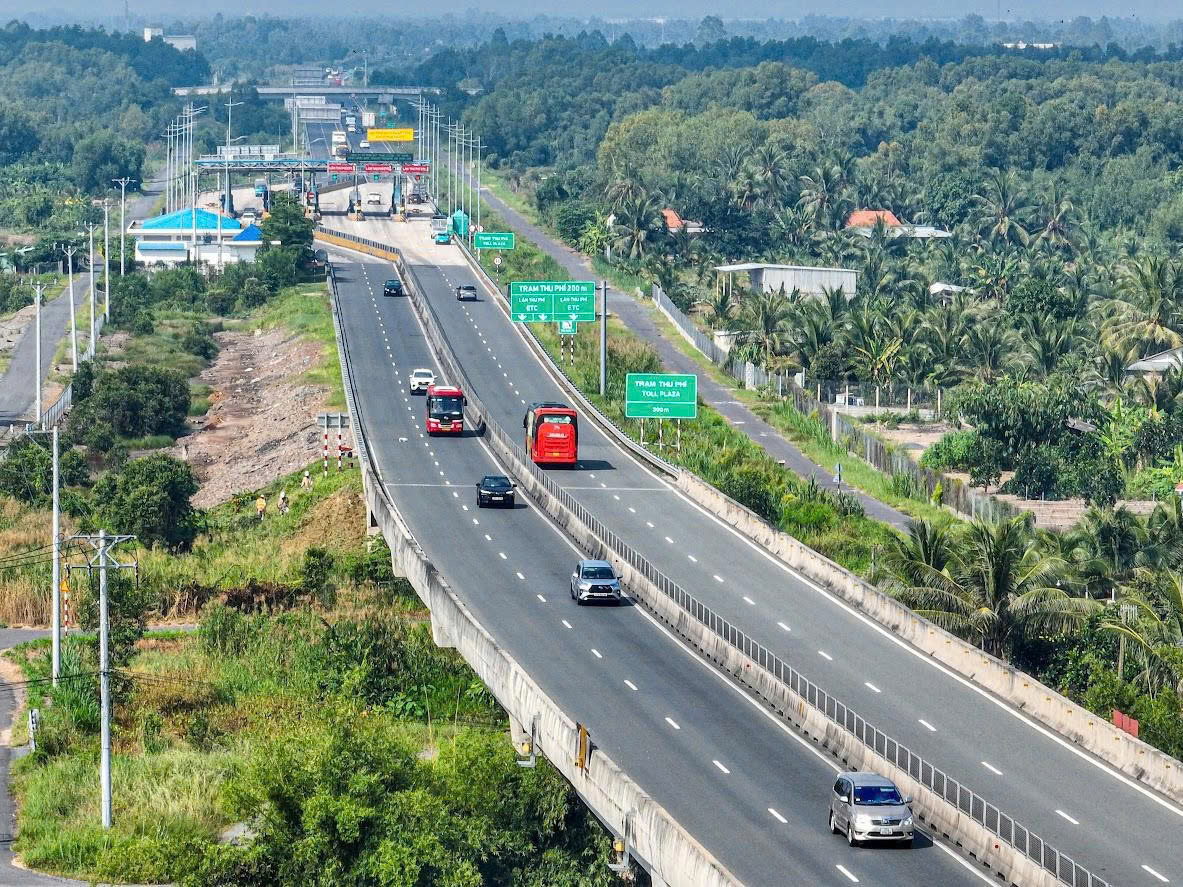 Vì sao chưa khởi công dự án mở rộng cao tốc TP.HCM - Trung Lương - Mỹ Thuận?- Ảnh 1. Vì sao chưa khởi công dự án mở rộng cao tốc TP.HCM - Trung Lương - Mỹ Thuận?- Ảnh 1.