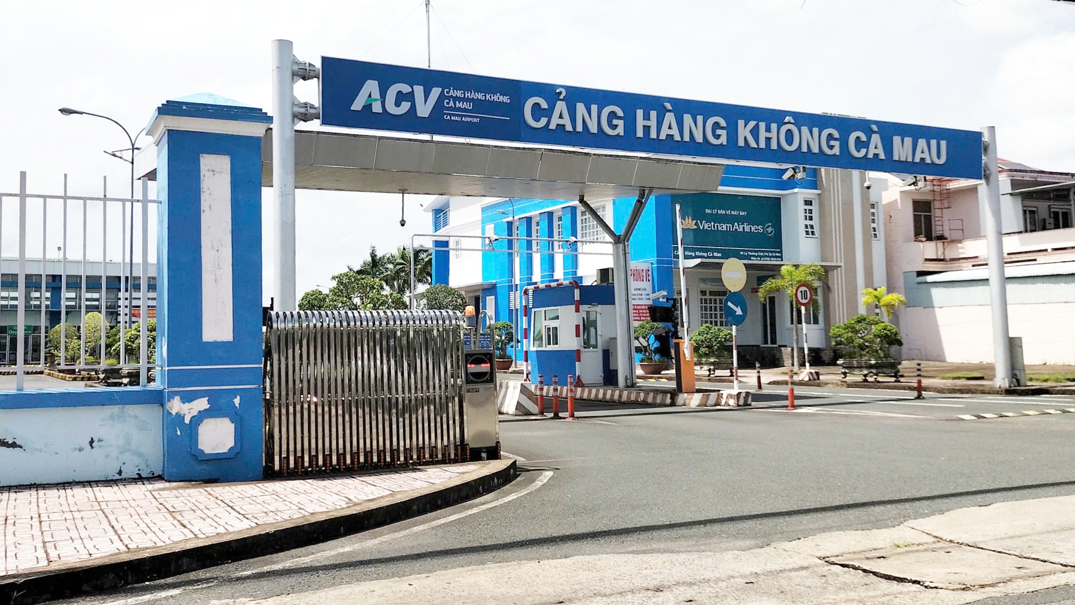 Cà Mau: Bàn giao 100% mặt bằng dự án nâng cấp cảng hàng không- Ảnh 1. Cà Mau: Bàn giao 100% mặt bằng dự án nâng cấp cảng hàng không- Ảnh 1.