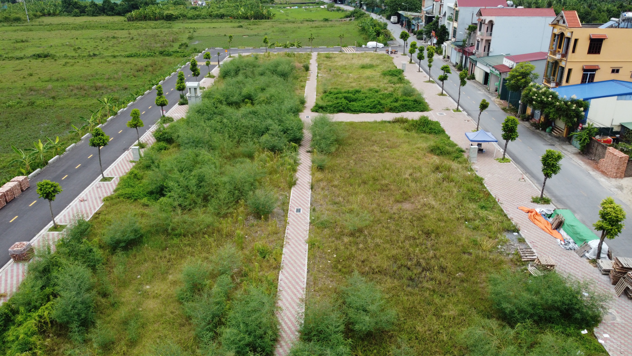 Sửa luật "cởi trói" cho giá đất- Ảnh 1. Sửa luật "cởi trói" cho giá đất- Ảnh 1.