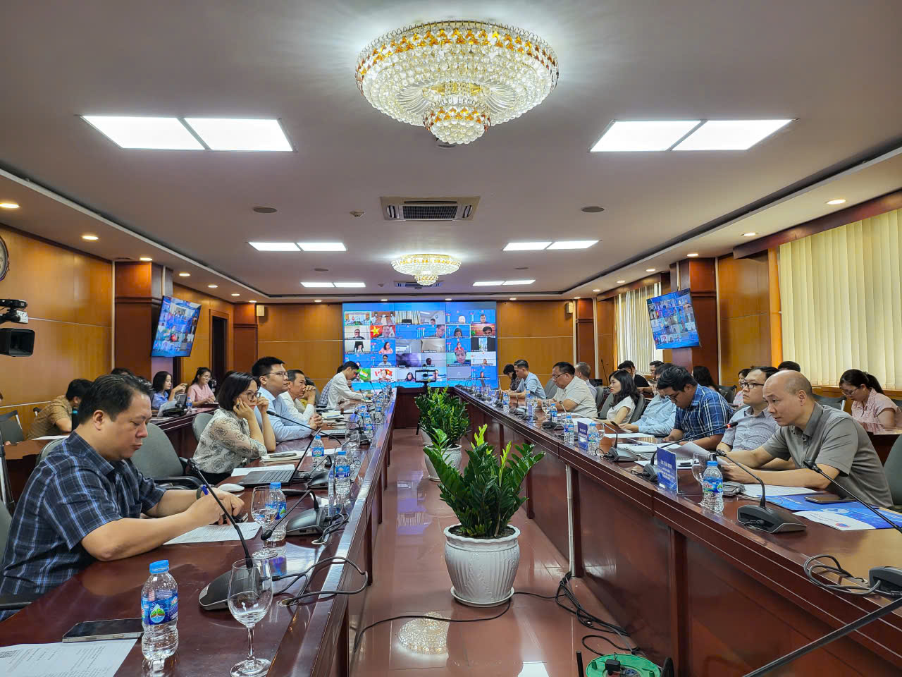 Các thương vụ phải trở thành "vệ tinh" mở đường cho sản phẩm trí tuệ của Việt Nam- Ảnh 1.