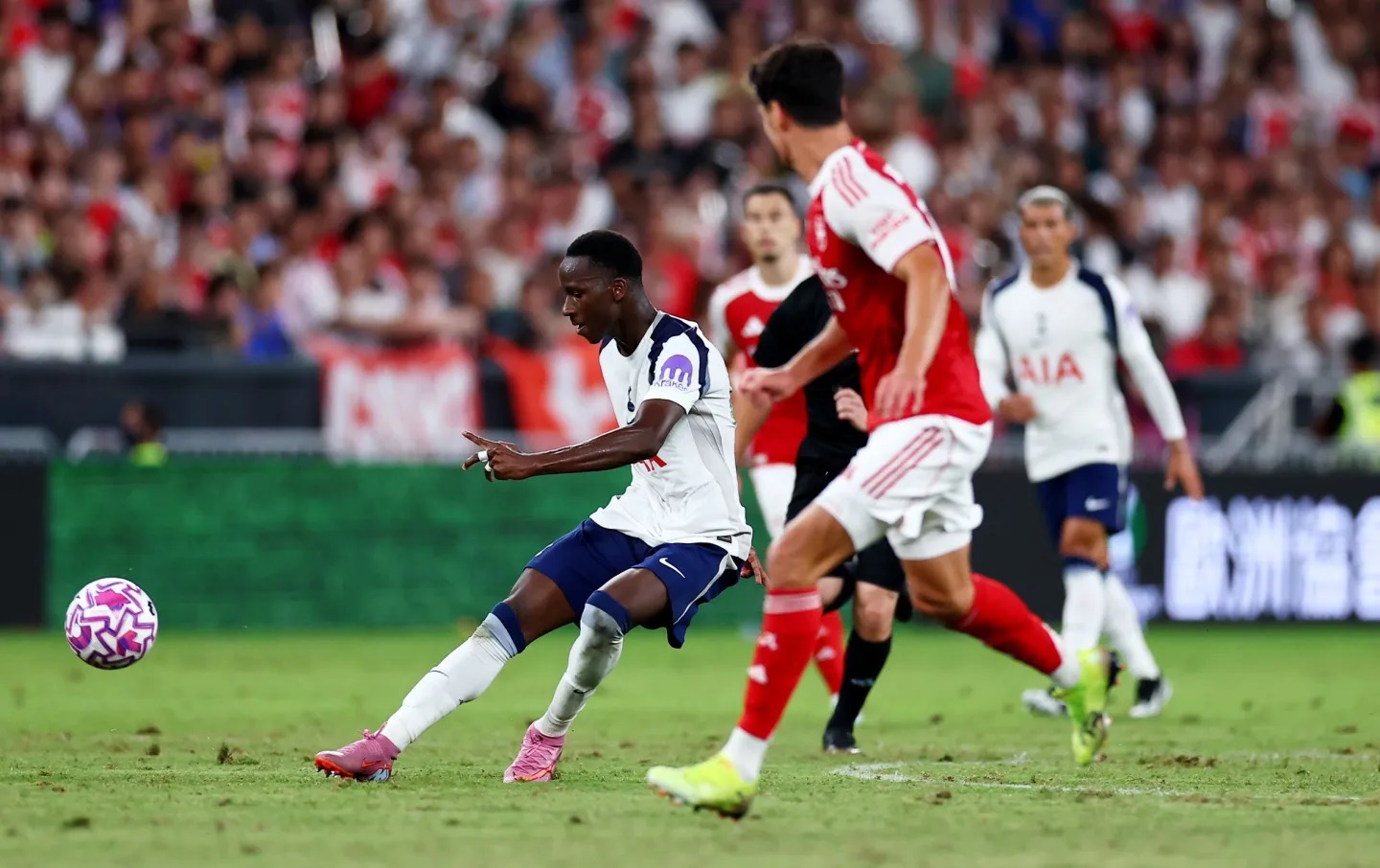 Tottenham thắng nhẹ Arsenal ở trận giao hữu tiền mùa giải- Ảnh 1.