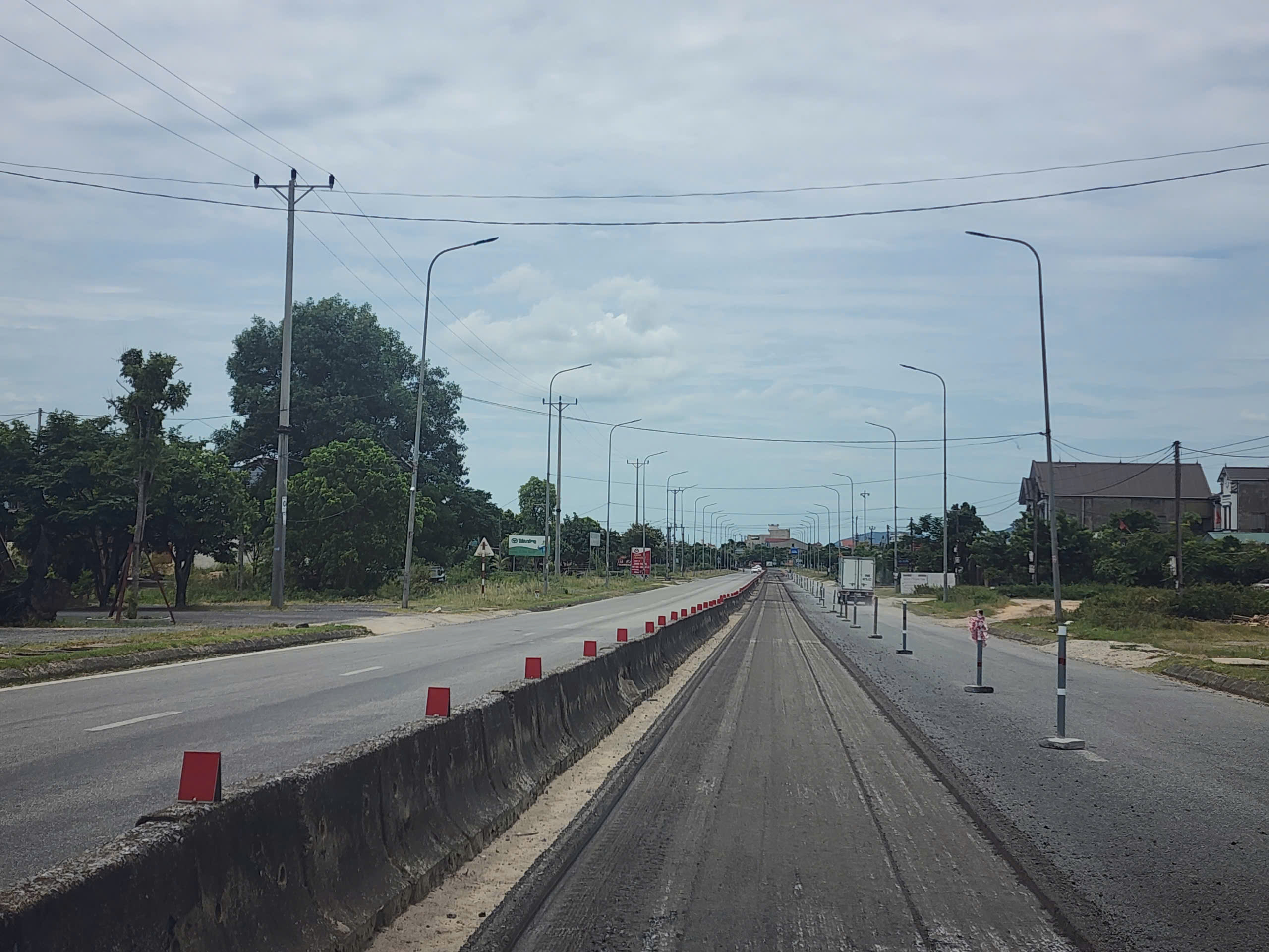 Hà Tĩnh quản lý gần 500km quốc lộ ra sao sau khi được phân cấp?- Ảnh 3. Hà Tĩnh quản lý gần 500km quốc lộ ra sao sau khi được phân cấp?- Ảnh 3.