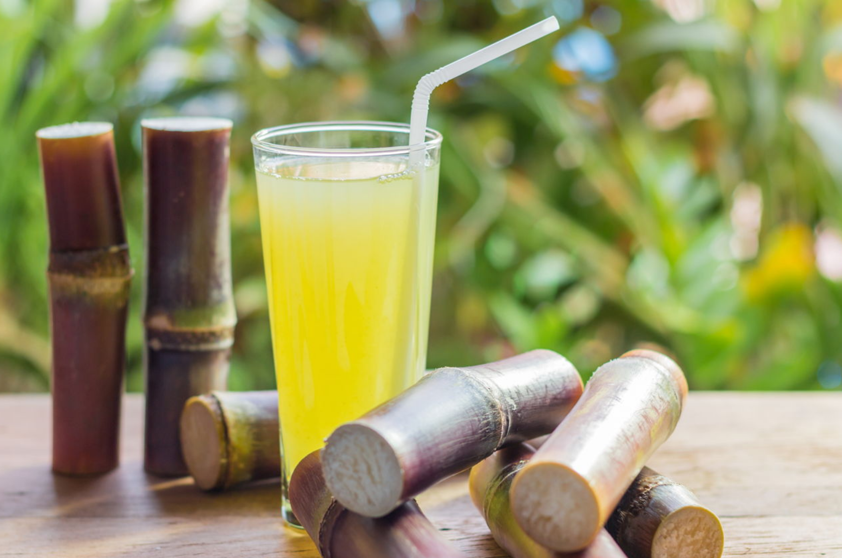 Hết dùng nước đường, bệnh nhân đái tháo đường lại dùng nước mía trị bệnh- Ảnh 1. Hết dùng nước đường, bệnh nhân đái tháo đường lại dùng nước mía trị bệnh- Ảnh 1.