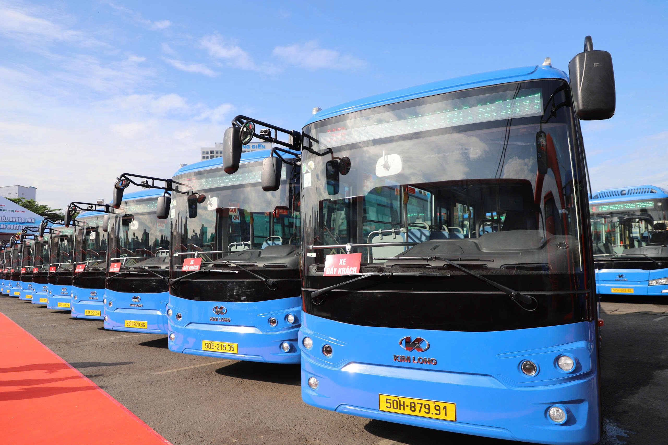 TP.HCM có thêm 443 xe buýt điện phục vụ người dân từ 1/8- Ảnh 2. TP.HCM có thêm 443 xe buýt điện phục vụ người dân từ 1/8- Ảnh 2.