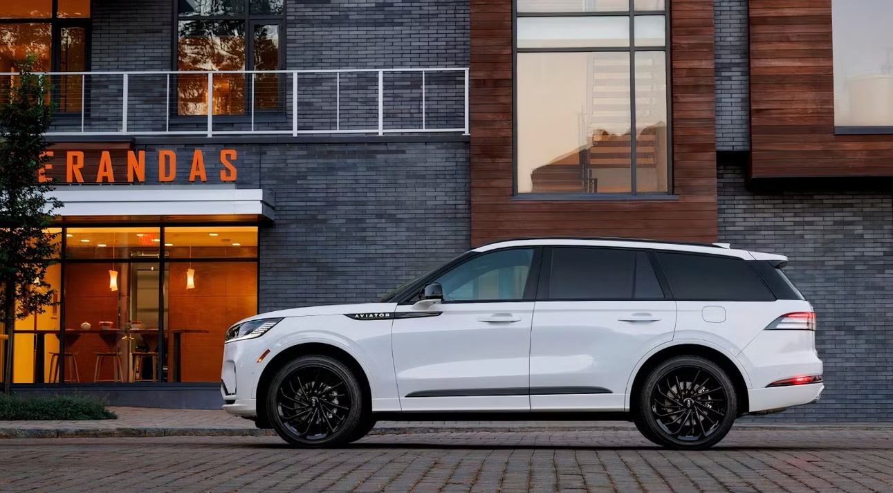 Điểm danh 10 mẫu SUV cỡ trung 2025 trang bị ghế massage tiện nghi- Ảnh 4. Điểm danh 10 mẫu SUV cỡ trung 2025 trang bị ghế massage tiện nghi- Ảnh 4.