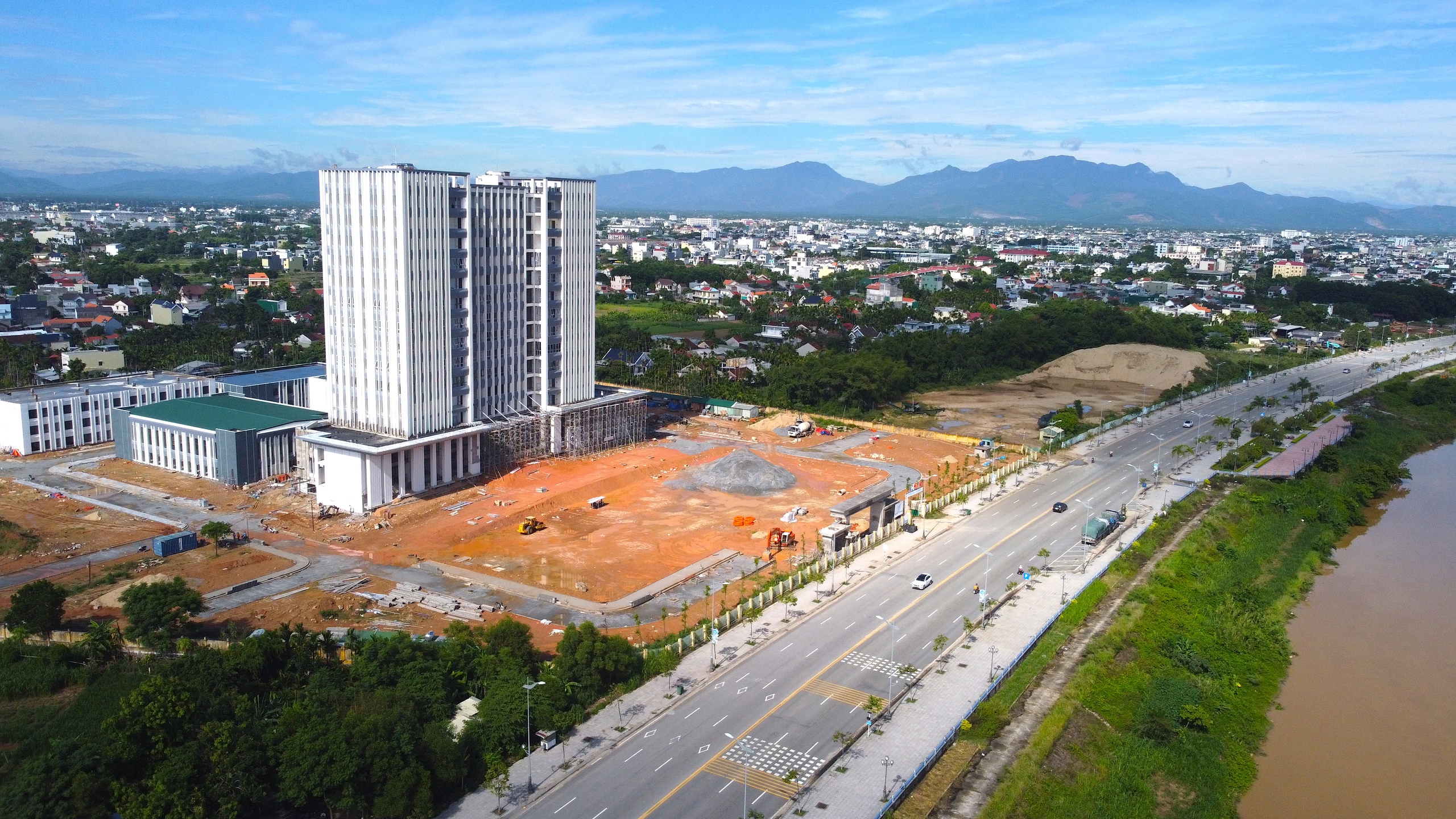 Ngắm hai cung đường đẹp ở Quảng Ngãi- Ảnh 21. Ngắm hai cung đường đẹp ở Quảng Ngãi- Ảnh 21.