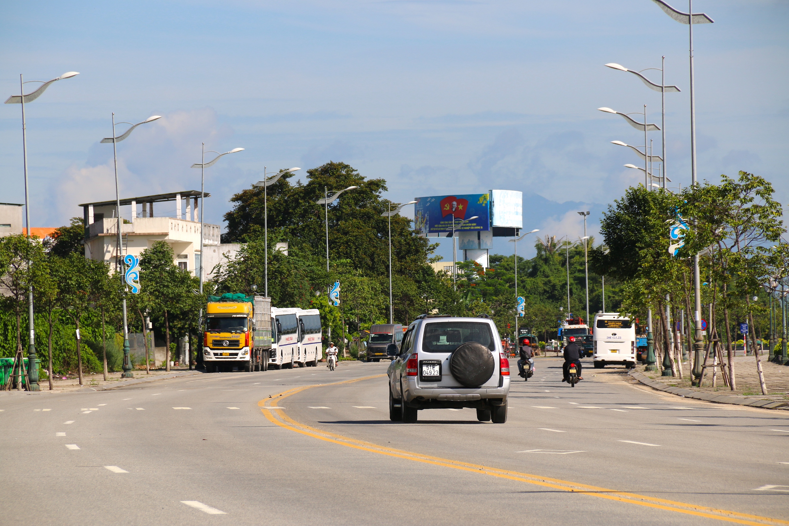 Ngắm hai cung đường đẹp ở Quảng Ngãi- Ảnh 10. Ngắm hai cung đường đẹp ở Quảng Ngãi- Ảnh 10.