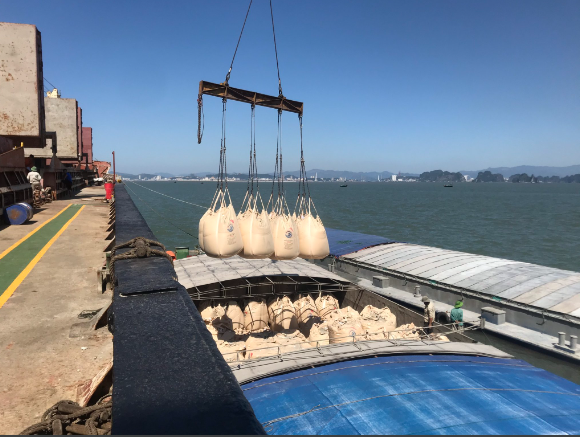Nhu cầu tiêu thụ xi măng trong nước tăng vào các tháng cuối năm 2025- Ảnh 4. Nhu cầu tiêu thụ xi măng trong nước tăng vào các tháng cuối năm 2025- Ảnh 4.