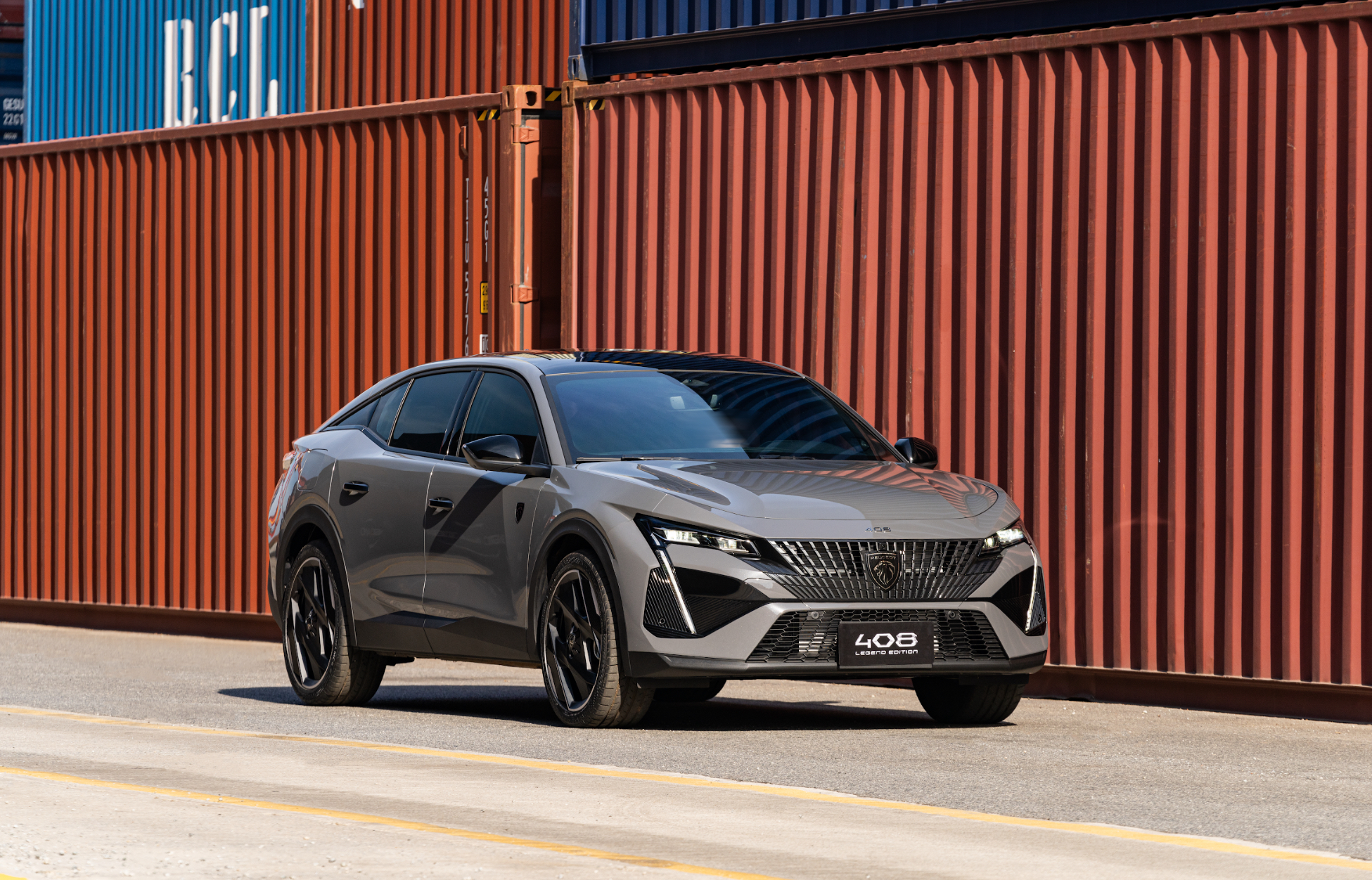 Peugeot 408 Legend phiên bản giới hạn ra mắt tại Việt Nam- Ảnh 1. Peugeot 408 Legend phiên bản giới hạn ra mắt tại Việt Nam- Ảnh 1.