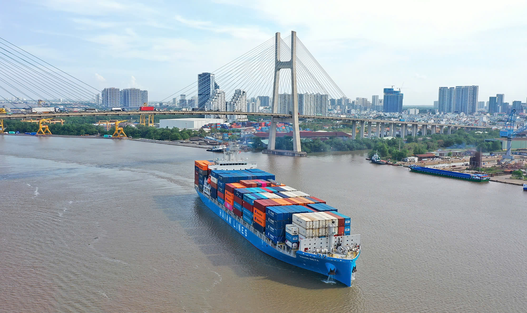 Vận tải tăng trưởng hai con số, tạo đòn bẩy phục hồi chuỗi cung ứng- Ảnh 2. Vận tải tăng trưởng hai con số, tạo đòn bẩy phục hồi chuỗi cung ứng- Ảnh 2.