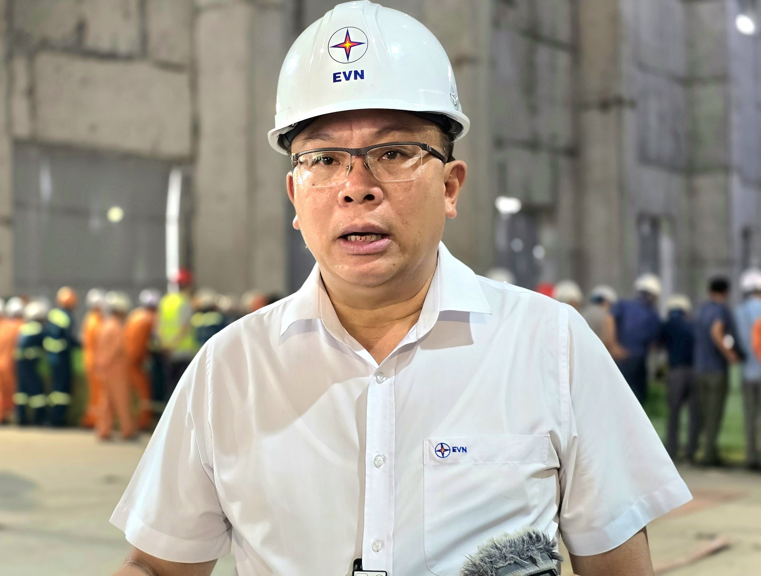 Hạ đặt thành công Rotor tổ máy số 1: Dự án thủy điện Hòa Bình mở rộng tăng tốc- Ảnh 1. Hạ đặt thành công Rotor tổ máy số 1: Dự án thủy điện Hòa Bình mở rộng tăng tốc- Ảnh 1.