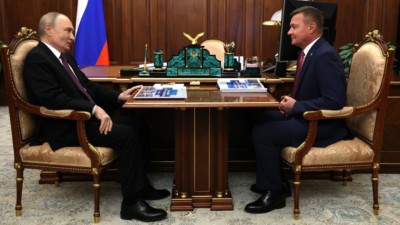 Tổng thống Nga Vladimir Putin thay Bộ trưởng Giao thông- Ảnh 1. Tổng thống Nga Vladimir Putin thay Bộ trưởng Giao thông- Ảnh 1.