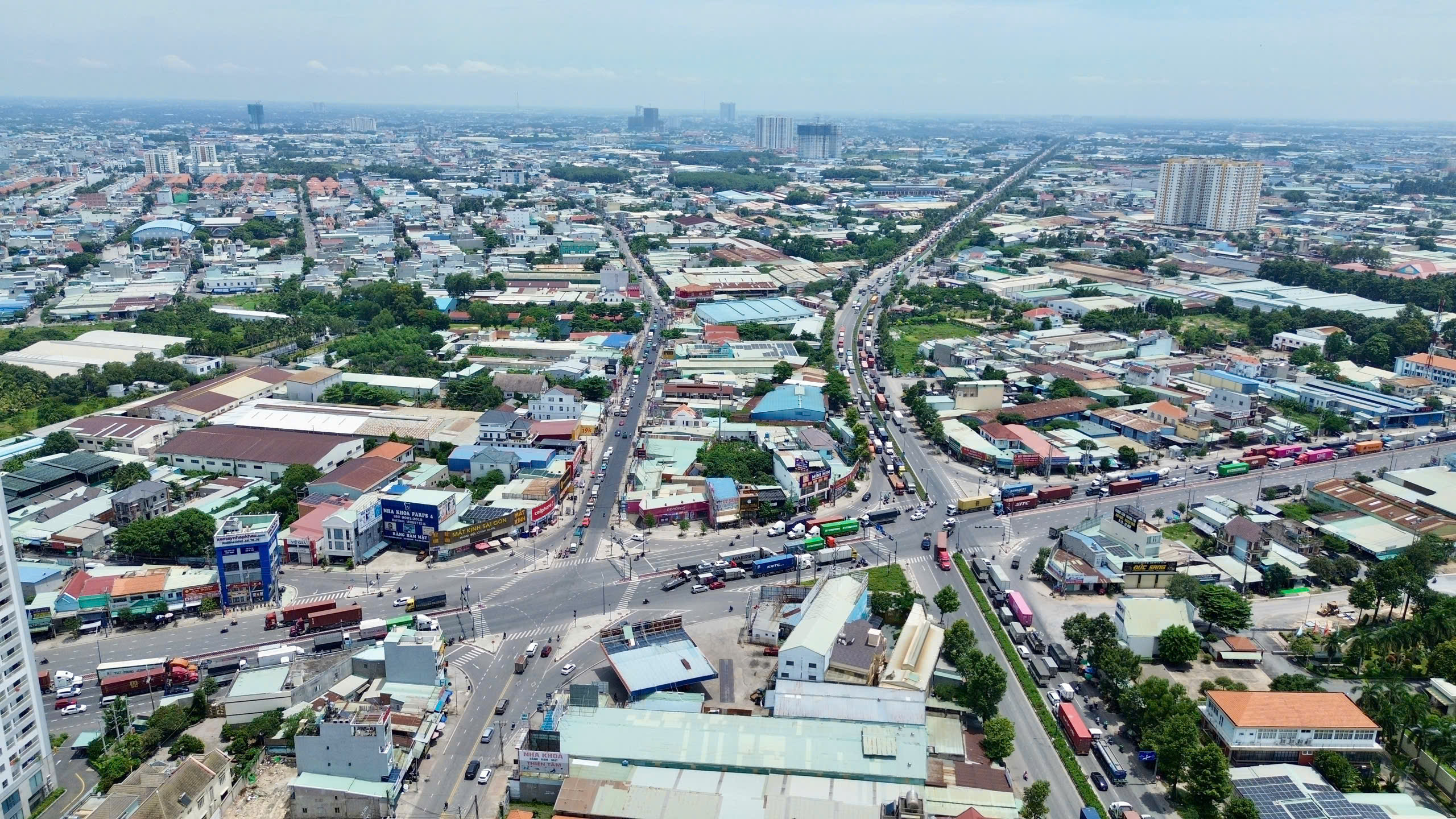 Sau sáp nhập, quỹ đất hàng nghìn hecta mở đường cho làn sóng đầu tư công nghiệp vào TP.HCM- Ảnh 3. Sau sáp nhập, quỹ đất hàng nghìn hecta mở đường cho làn sóng đầu tư công nghiệp vào TP.HCM- Ảnh 3.
