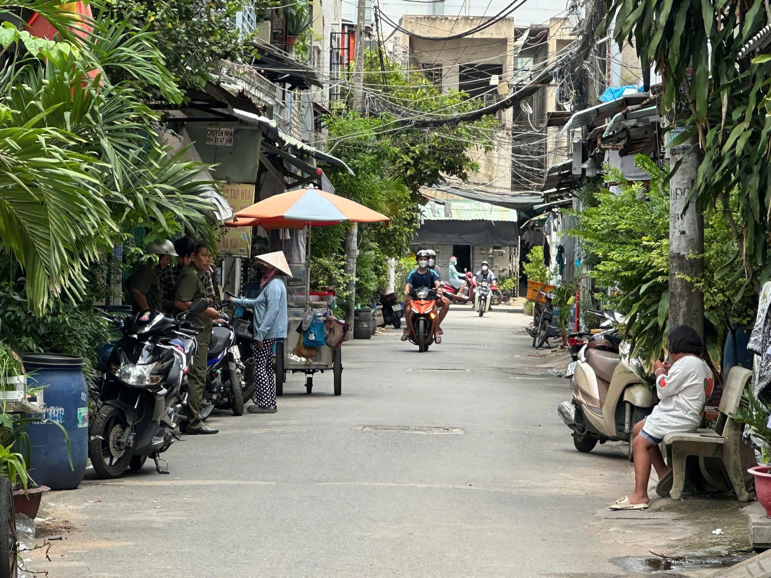 Điều tra vụ nam sinh viên tử vong bất thường trong phòng trọ- Ảnh 1. Điều tra vụ nam sinh viên tử vong bất thường trong phòng trọ- Ảnh 1.