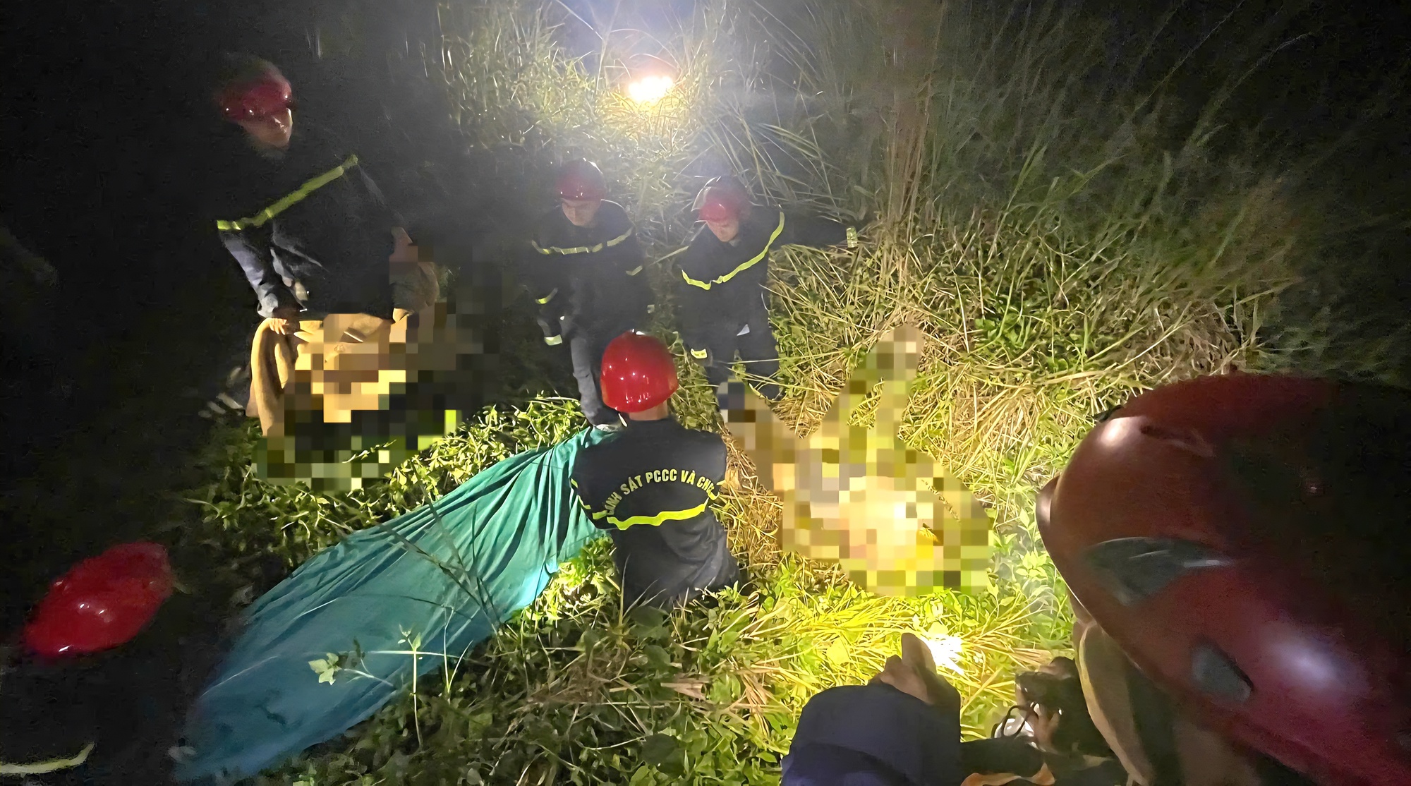 Đà Nẵng thông tin vụ du khách tử vong khi bay dù lượn- Ảnh 1. Đà Nẵng thông tin vụ du khách tử vong khi bay dù lượn- Ảnh 1.