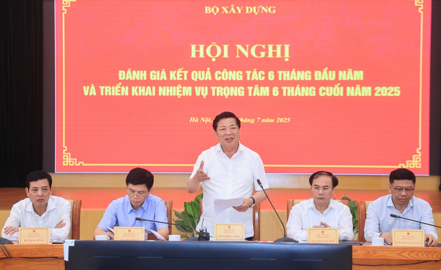 Ministry of Construction completes major workload in first half of 2025, says Minister- Ảnh 1. Ministry of Construction completes major workload in first half of 2025, says Minister- Ảnh 1.
