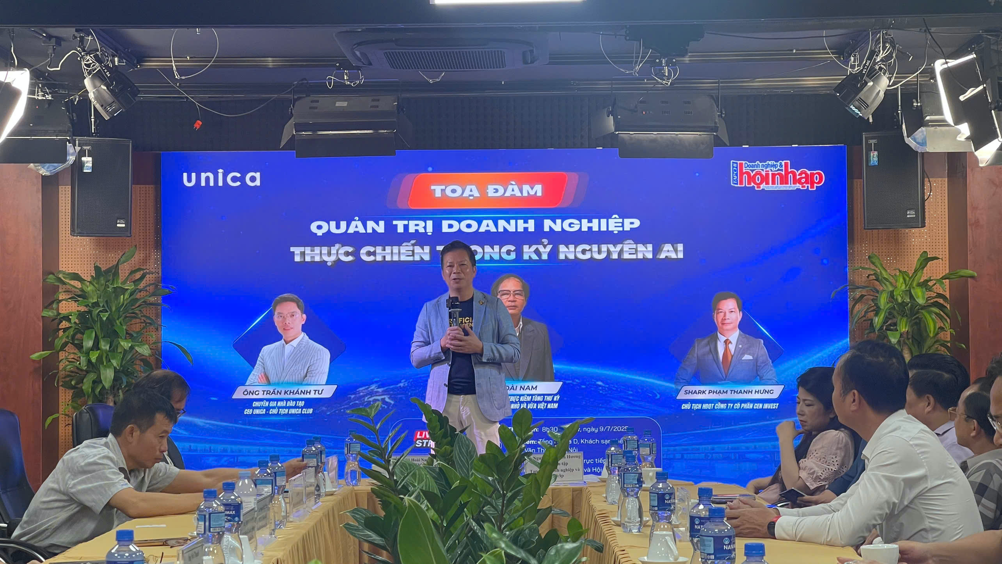 AI như cỗ xe Ferrari, nhưng doanh nghiệp phải học cách điều khiển - Ảnh 1.