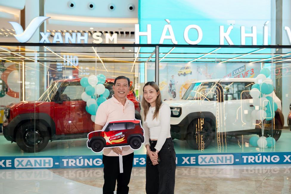 Đặt taxi Xanh SM, rinh ô tô điện VinFast VF3 về nhà- Ảnh 1. Đặt taxi Xanh SM, rinh ô tô điện VinFast VF3 về nhà- Ảnh 1.