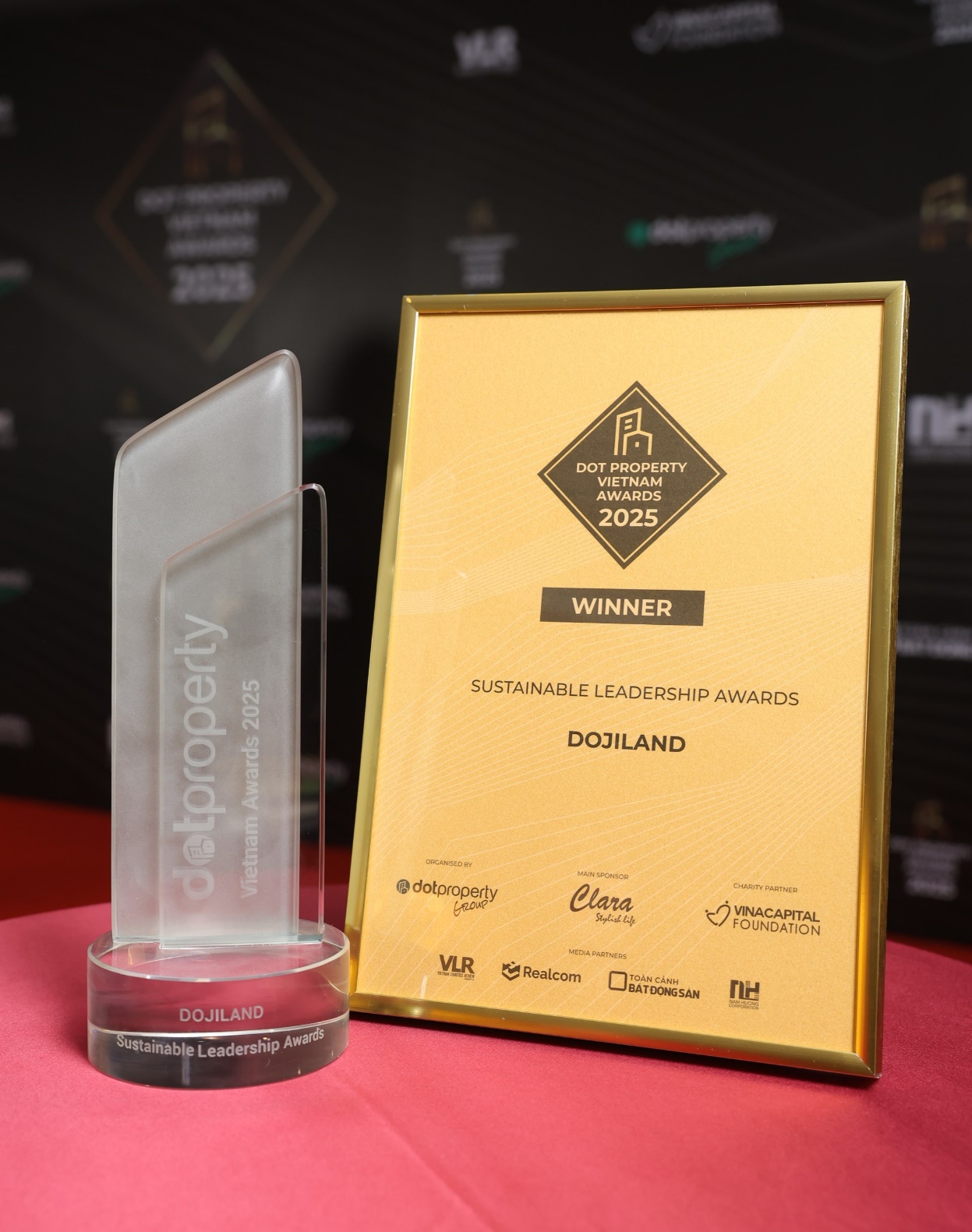 DOJILAND thắng lớn tại Dot Property Vietnam Awards 2025- Ảnh 2. DOJILAND thắng lớn tại Dot Property Vietnam Awards 2025- Ảnh 2.