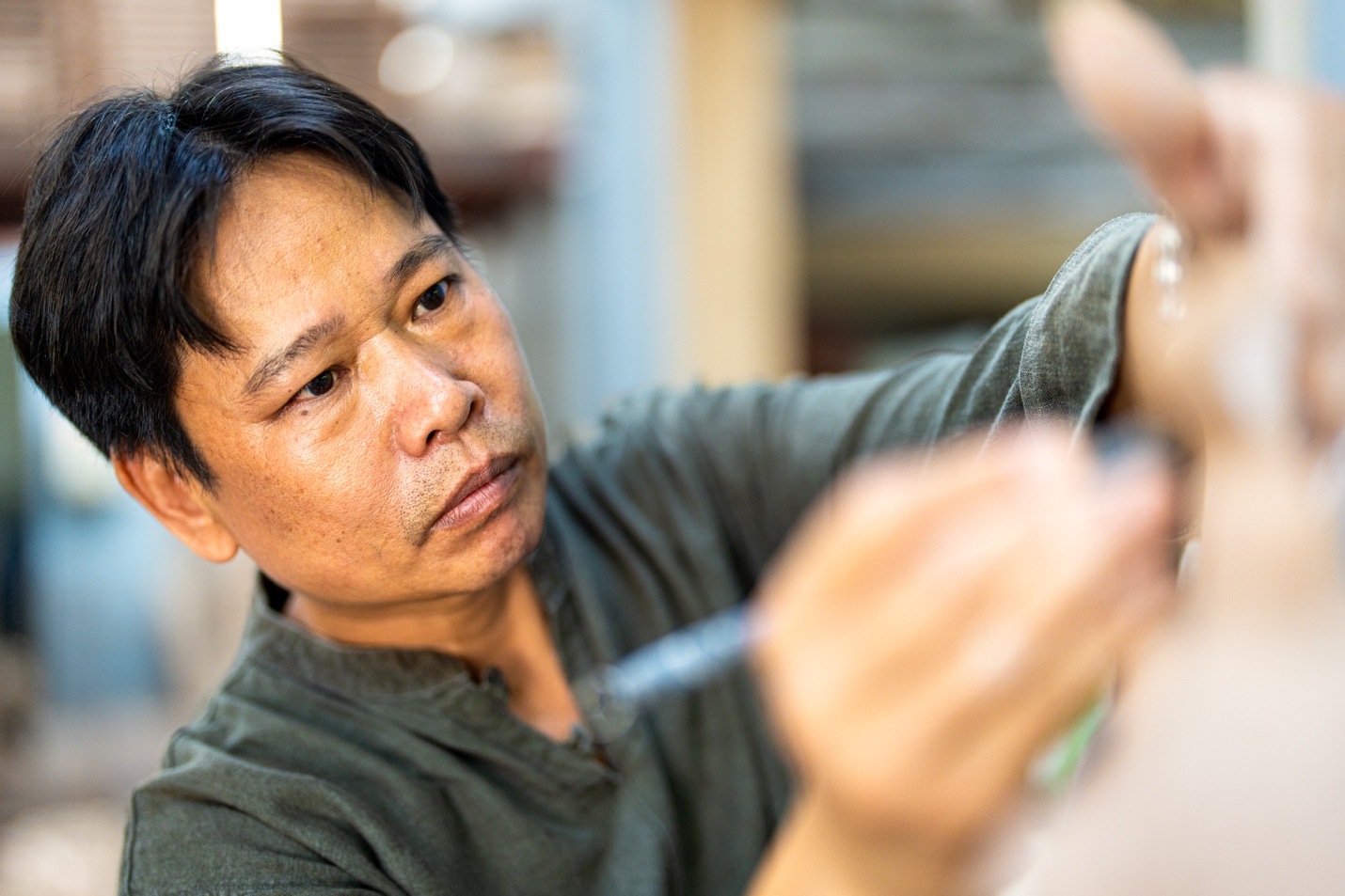 Mỗi người là một “mảnh ghép” và nhiều đời sẽ tạo nên “di sản”- Ảnh 1. Mỗi người là một “mảnh ghép” và nhiều đời sẽ tạo nên “di sản”- Ảnh 1.