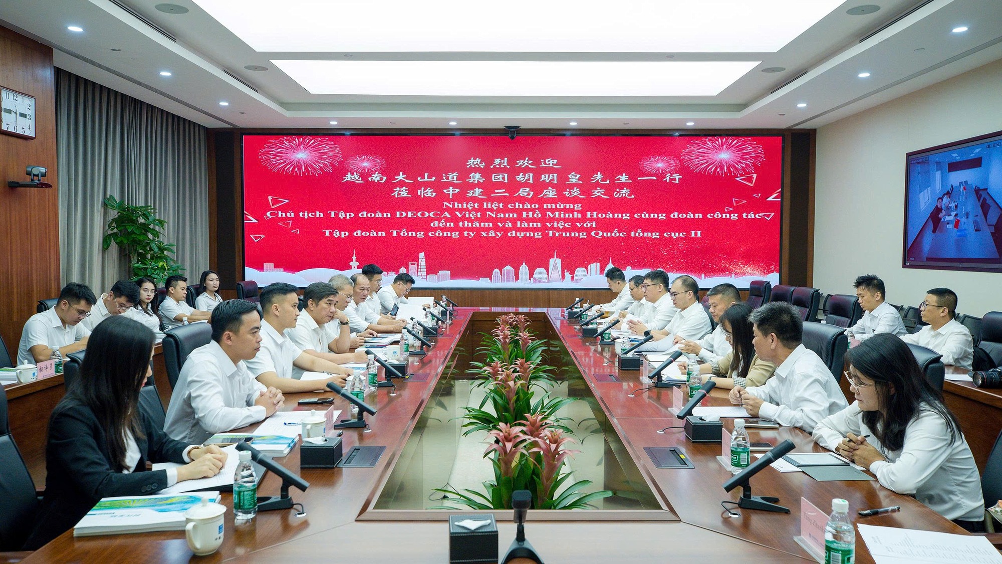 Đèo Cả đẩy mạnh hợp tác chiến lược, chuyển giao công nghệ khoan hầm, làm đường sắt- Ảnh 1.