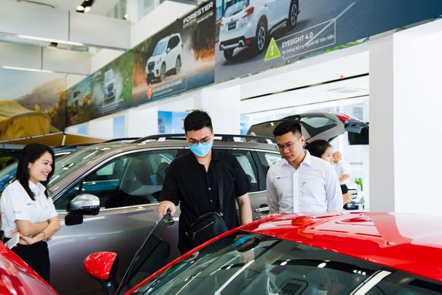 Đề xuất siết nhập khẩu ô tô quà biếu, tặng- Ảnh 1. Nhập khẩu ô tô tăng mạnh trong tháng 5 nhưng vẫn giảm trong ...