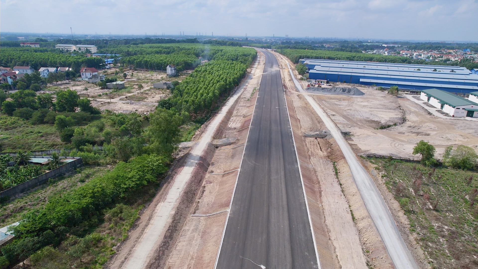 Đồng Nai chỉ đạo tăng tốc điều chỉnh dự án cao tốc Biên Hòa - Vũng Tàu- Ảnh 1. Đồng Nai chỉ đạo tăng tốc điều chỉnh dự án cao tốc Biên Hòa - Vũng Tàu- Ảnh 1.