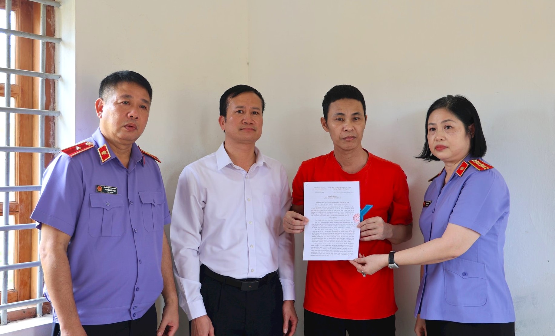 VKSND tỉnh Hưng Yên kháng nghị bản án phạt 6 năm tù với người bán gà lôi trắng- Ảnh 1. VKSND tỉnh Hưng Yên kháng nghị bản án phạt 6 năm tù với người bán gà lôi trắng- Ảnh 1.