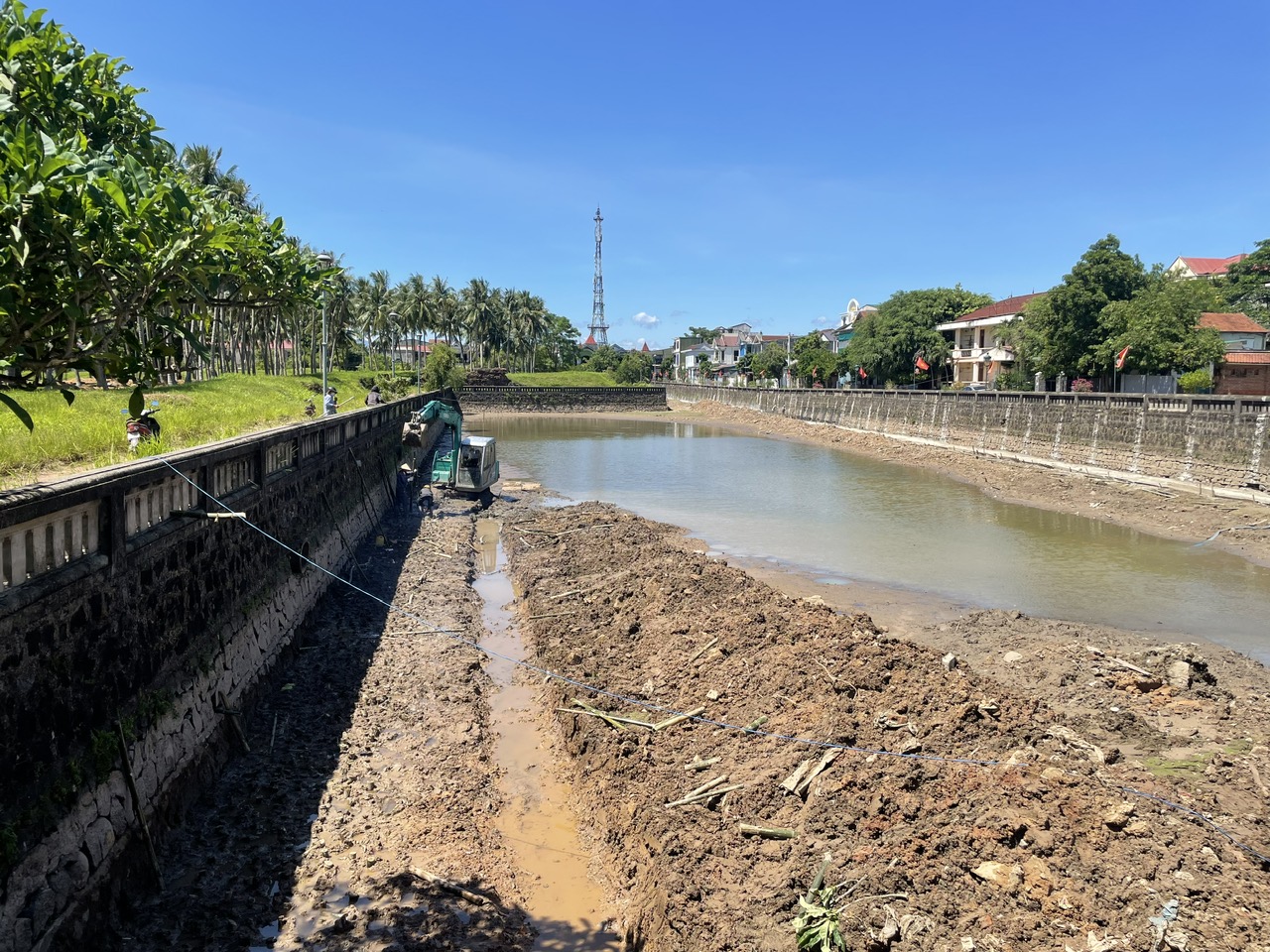 Tập trung đẩy tiến độ các dự án di tích lịch sử cách mạng ở Quảng Trị trước mùa mưa- Ảnh 1.