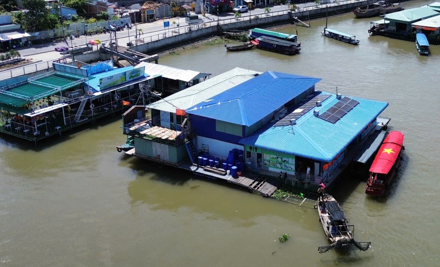 Cần Thơ đề xuất tạm dừng các cơ sở kinh doanh không đủ điều kiện trên chợ nổi Cái Răng- Ảnh 3.