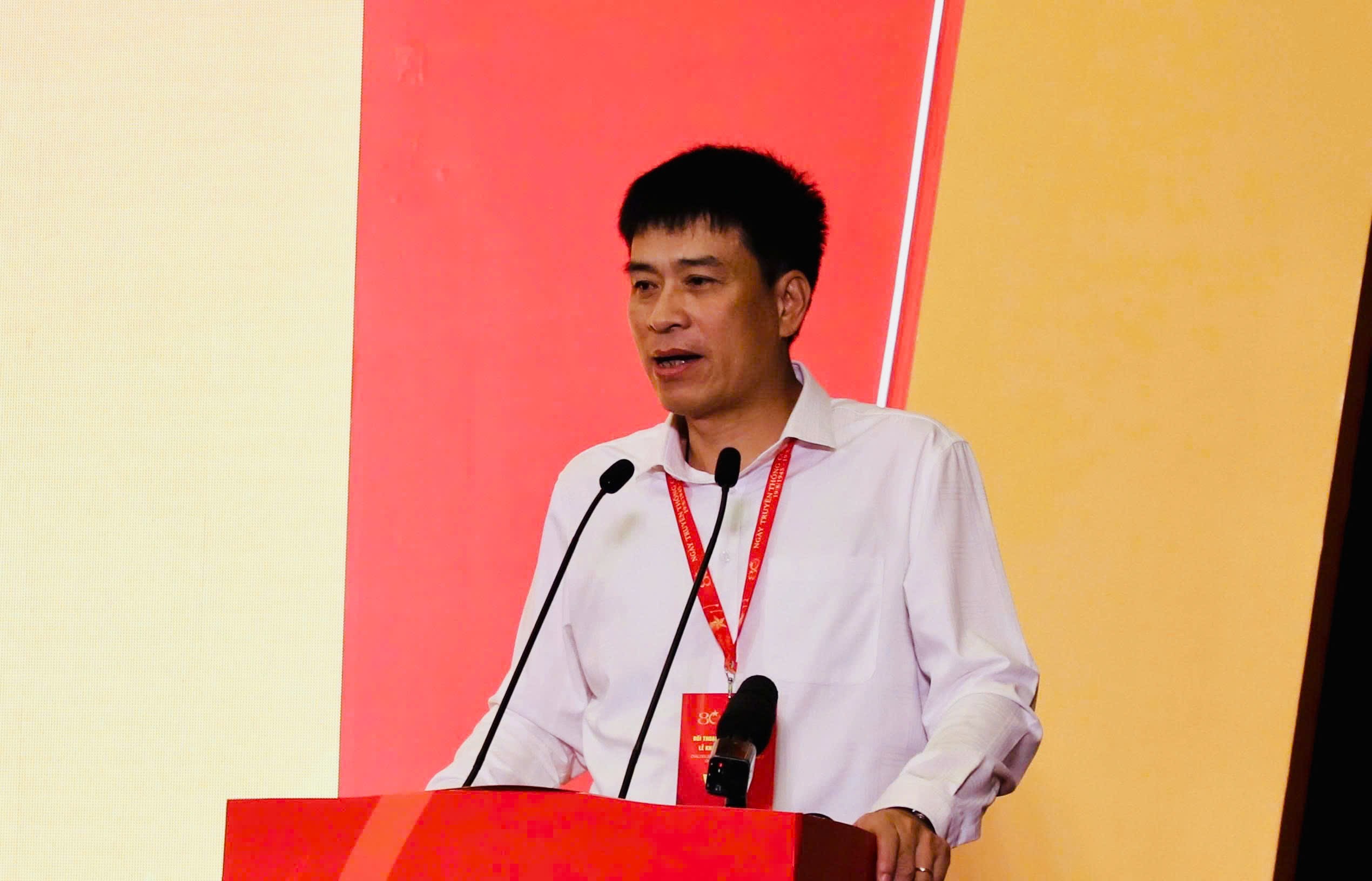 Thủ tướng: Phải đổi mới mạnh mẽ tư duy và nhận thức về PCCC và CNCH- Ảnh 2.