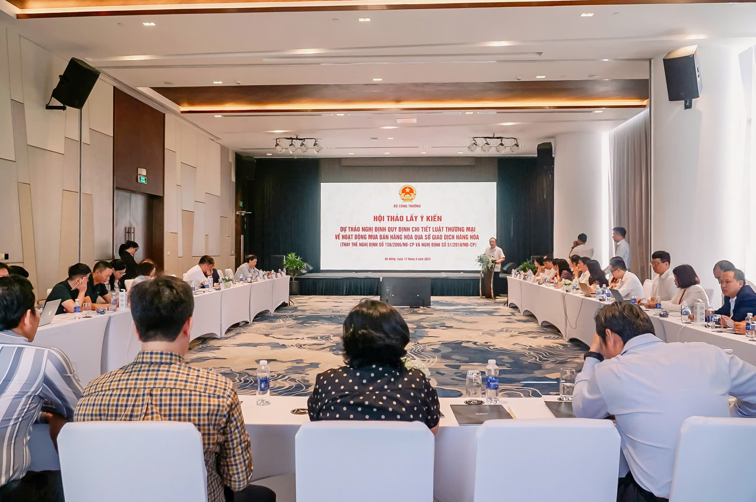 Tháo gỡ bất cập để thúc đẩy hoạt động mua bán hàng hóa qua Sở giao dịch hàng hoá- Ảnh 1.
